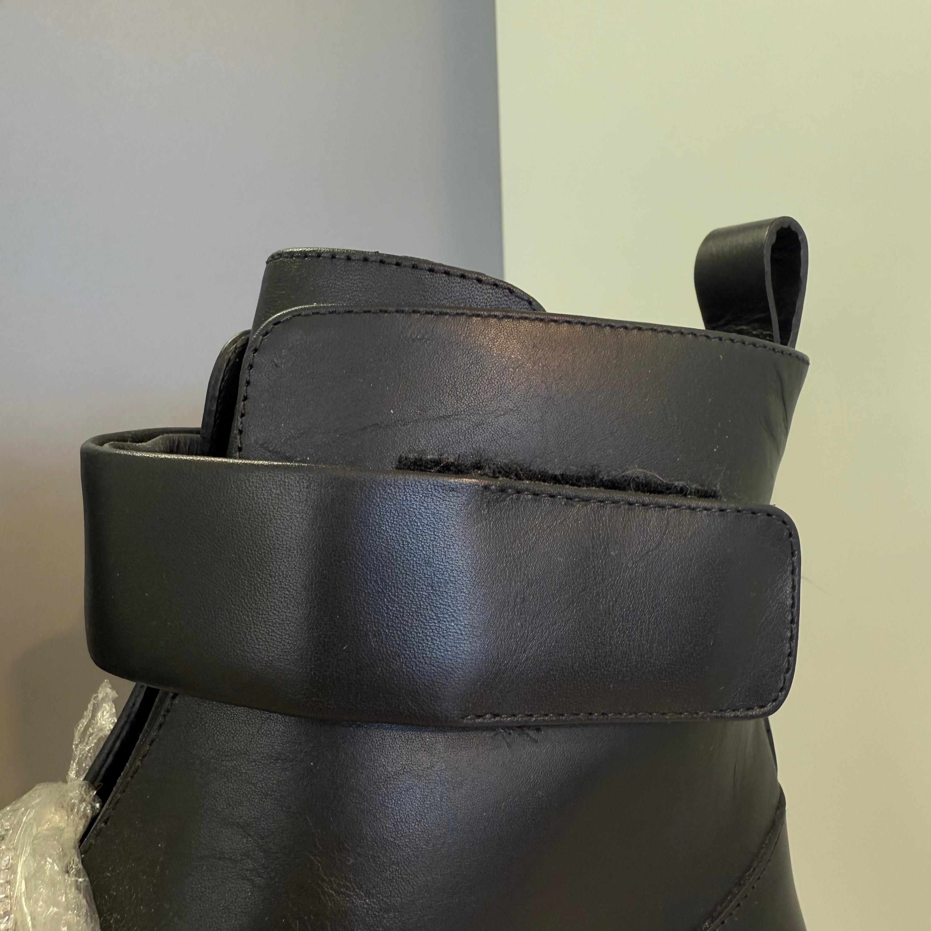 Women's Christopher Kane Black Leather Half Boots IT 38 For Sale