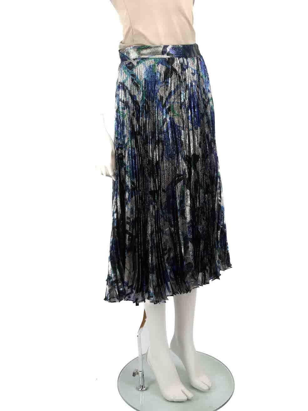 CONDITION is Very good. Minimal wear to skirt is evident. Minimal wear to the front and back with pulls to the weave on this used Christopher Kane designer resale item.
 
 Details
 Multicolour- silver, black, blue, green
 Silk
 Skirt
 Floral print

