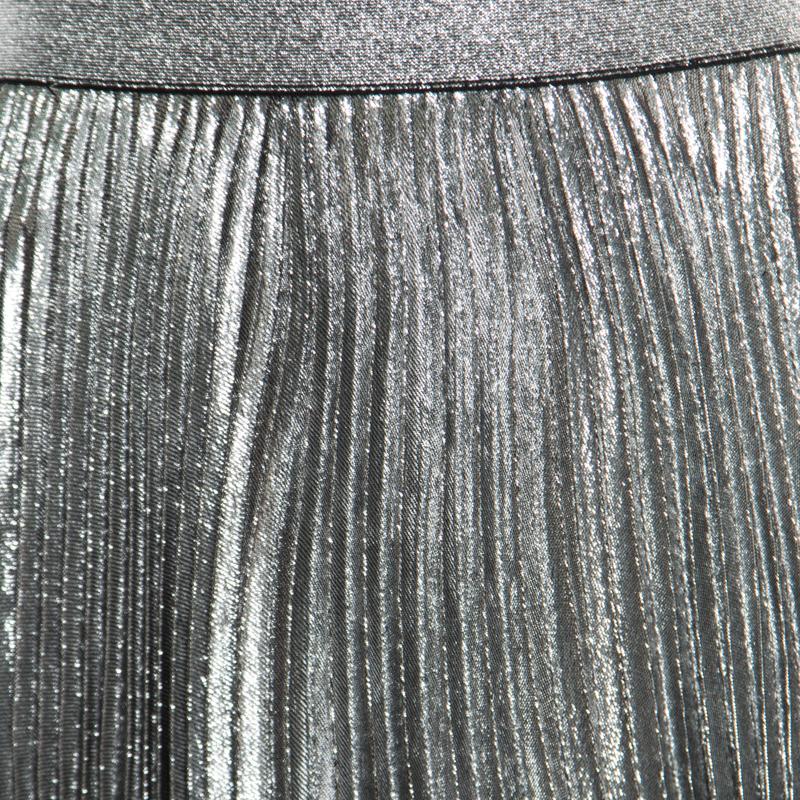 Christopher Kane Metallic Silver Lame Pleated Midi Skirt S In Good Condition In Dubai, Al Qouz 2