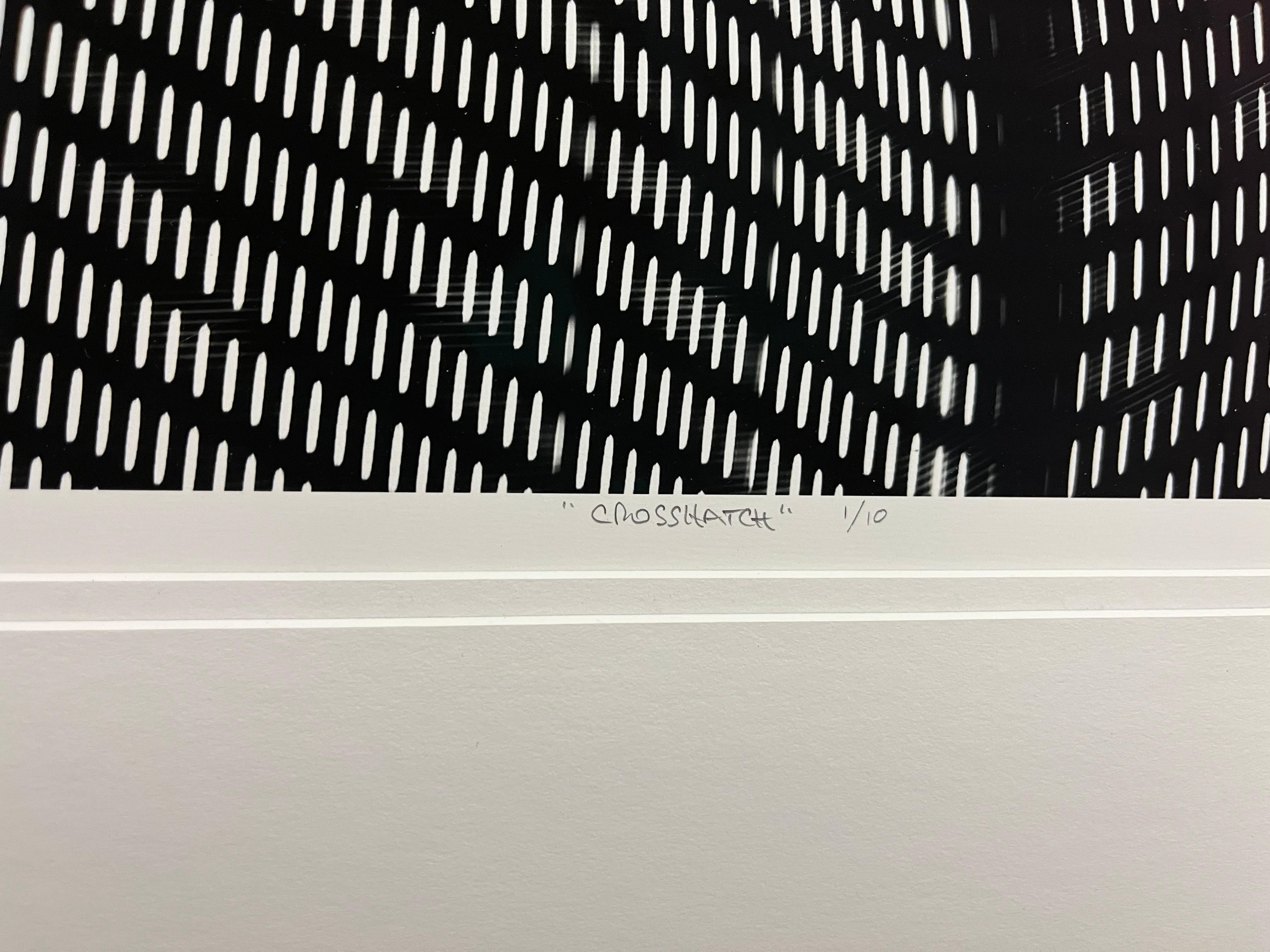Kreuzschraffur (Abstrakt), Photograph, von Christopher Kennedy (Photo Luminism)