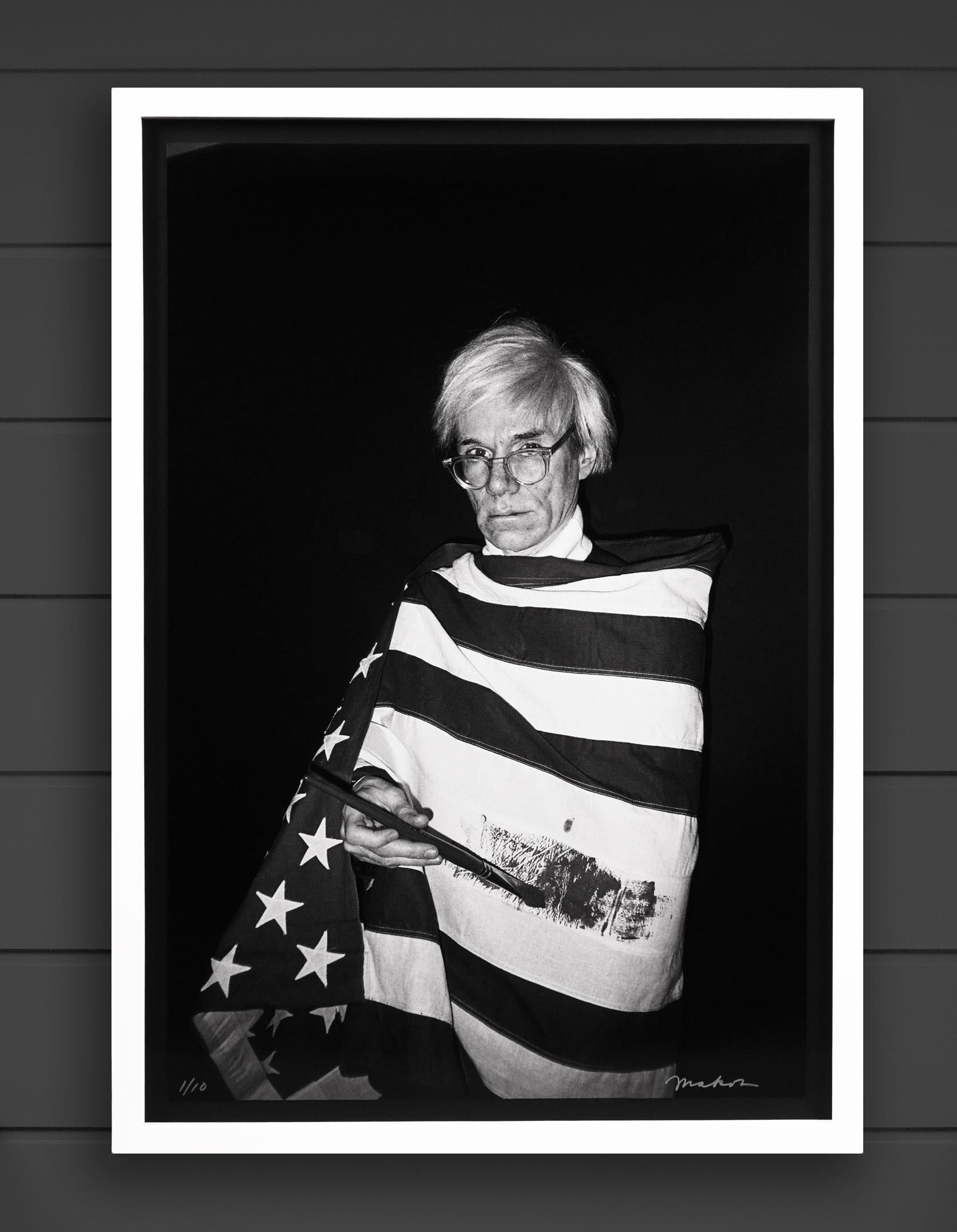 Warhols America Schwarz-Weiß-Druck  (1982), 2020 im Angebot 1