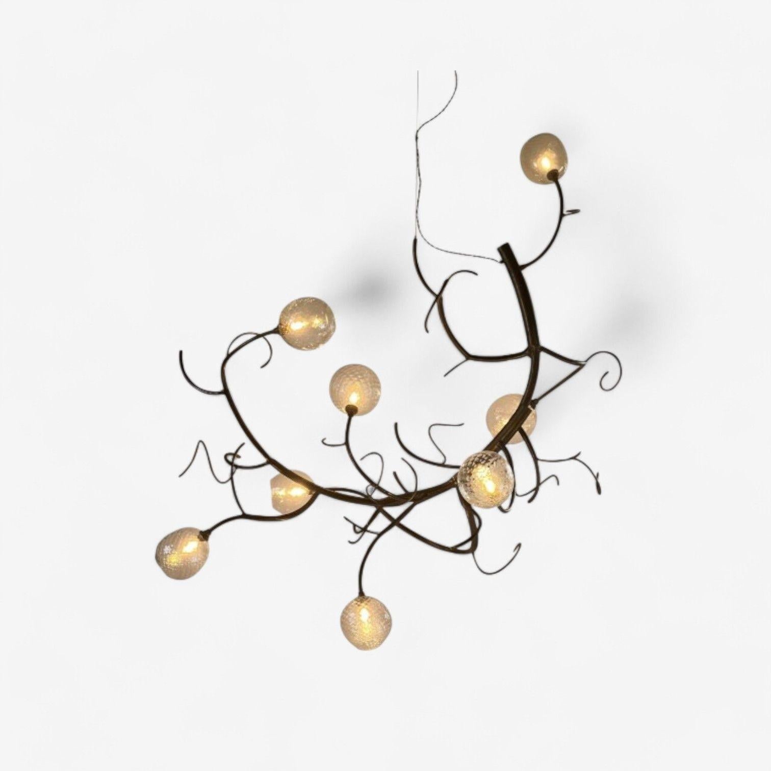 Christopher Poehlmann, lustre à branches massif, moderne et sculptural, verre soufflé Bon état - En vente à Manhasset, NY