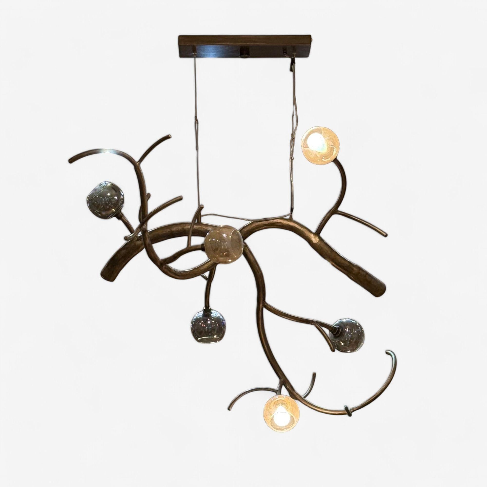 Christopher Poehlmann, Lustre moderne à branches sculpturales, verre miroité en vente 1