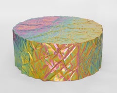 Christopher Prinz "Tavolino da caffè cilindrico rugoso" in Raw Rainbow Iridescente