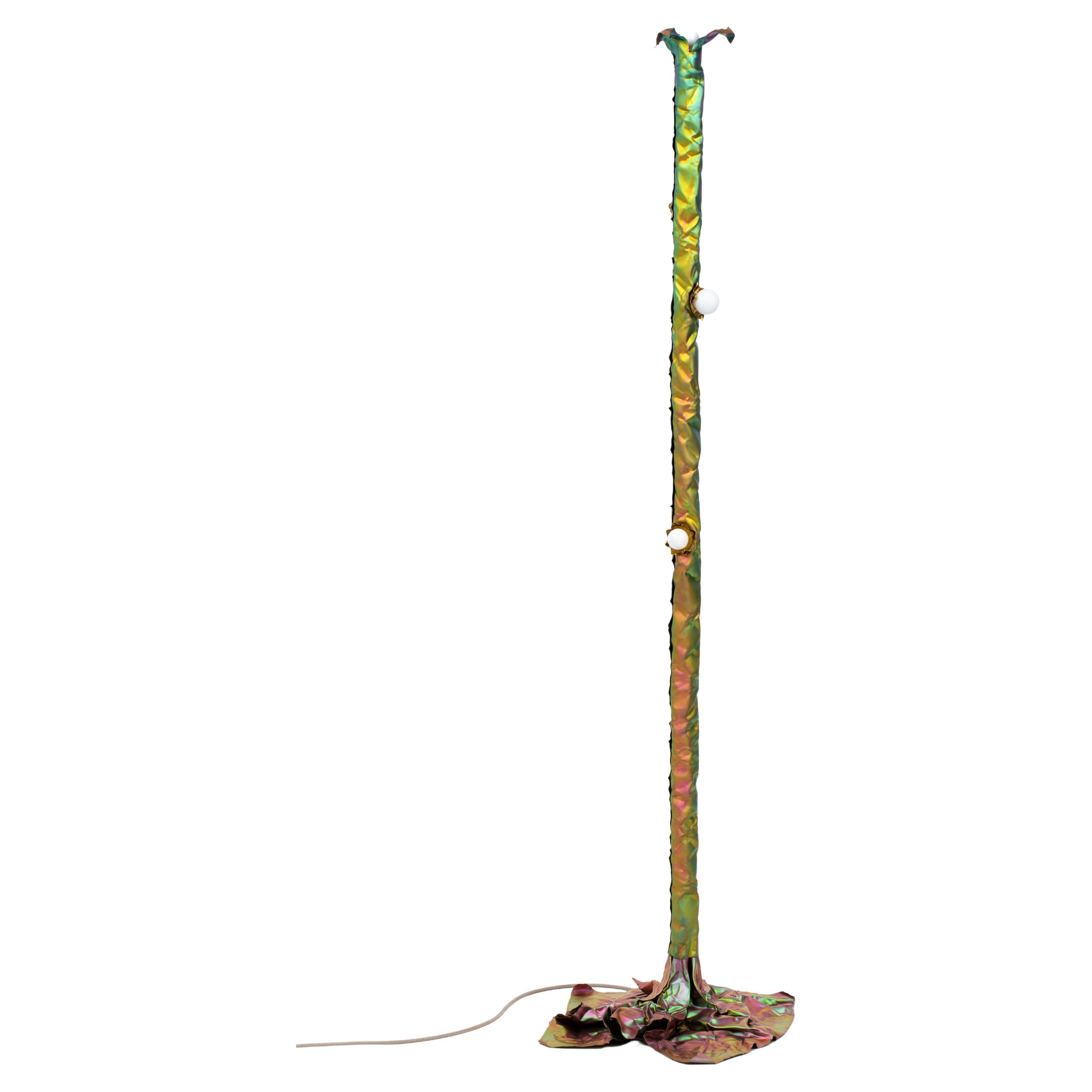 Lampadaire froissé « Wrinkled Floor Lamp » de Christopher Prinz en arc-en-ciel irisé en vente
