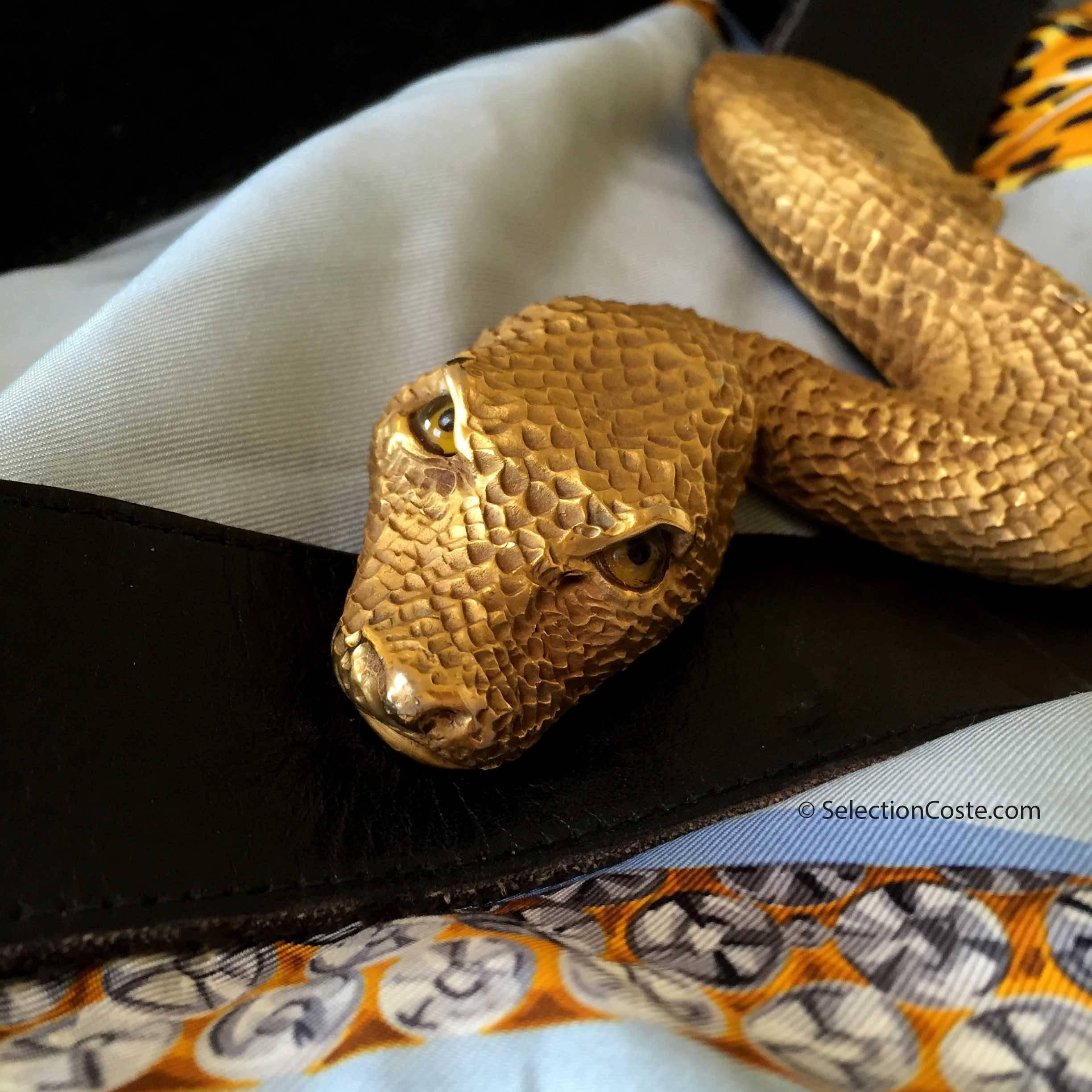 Christopher Ross 1980er Jahre Schlangenschlangen-Goldschnalle Original Ledergürtel   im Zustand „Hervorragend“ im Angebot in Boston, MA