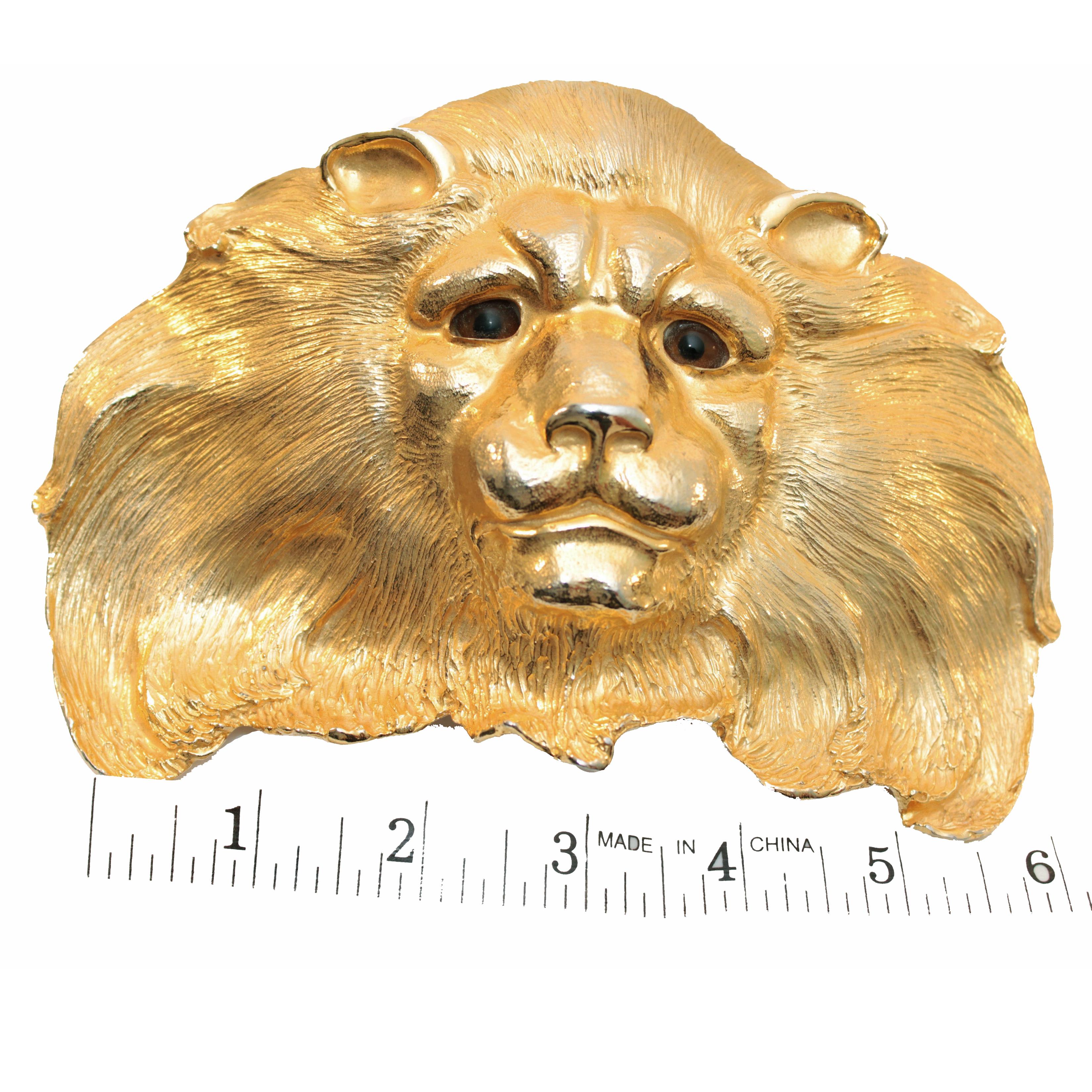 lion buckle