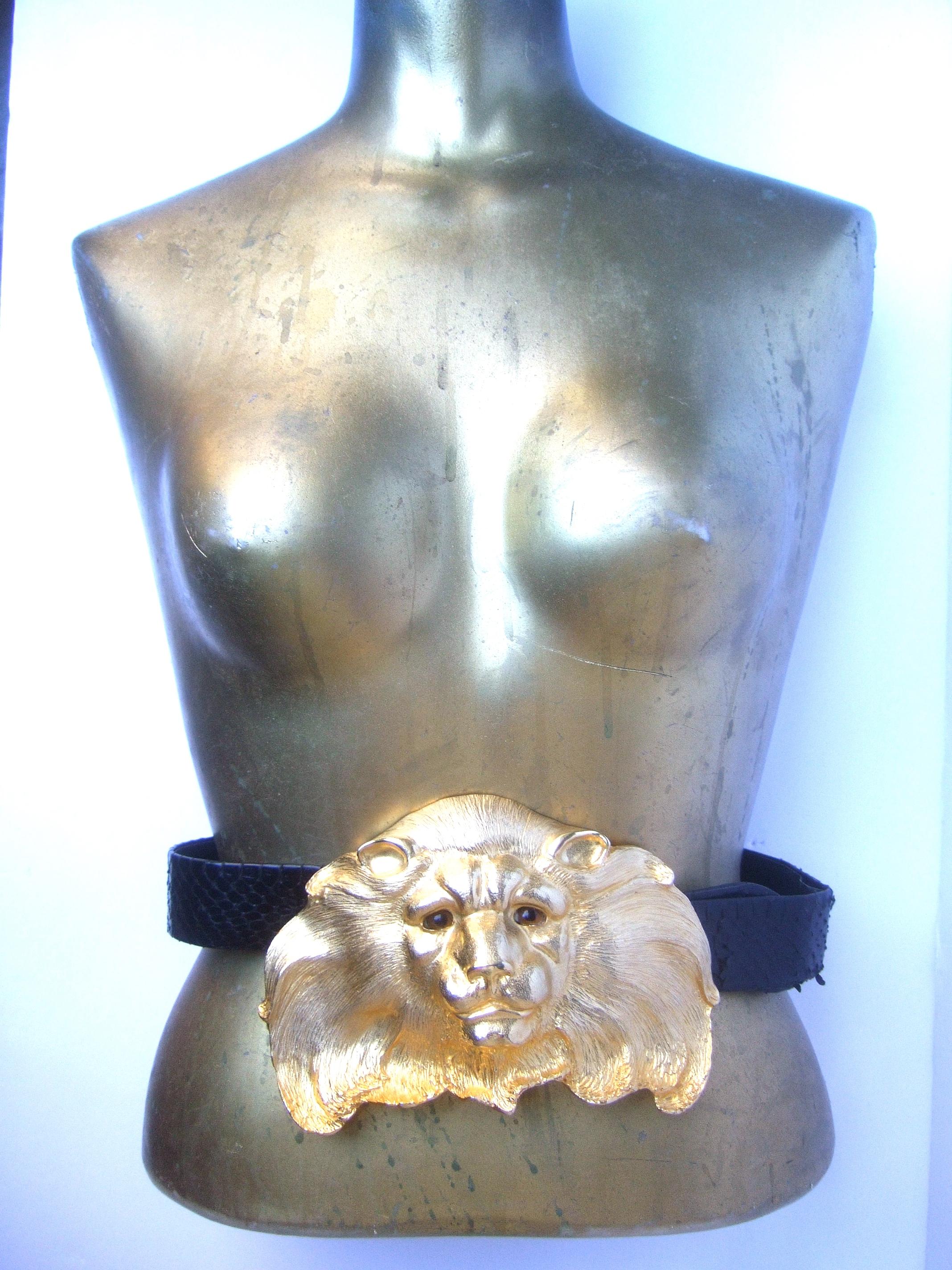 Christopher Ross - Ceinture en métal doré massif avec boucle en forme de lion, vers 1984 en vente 3