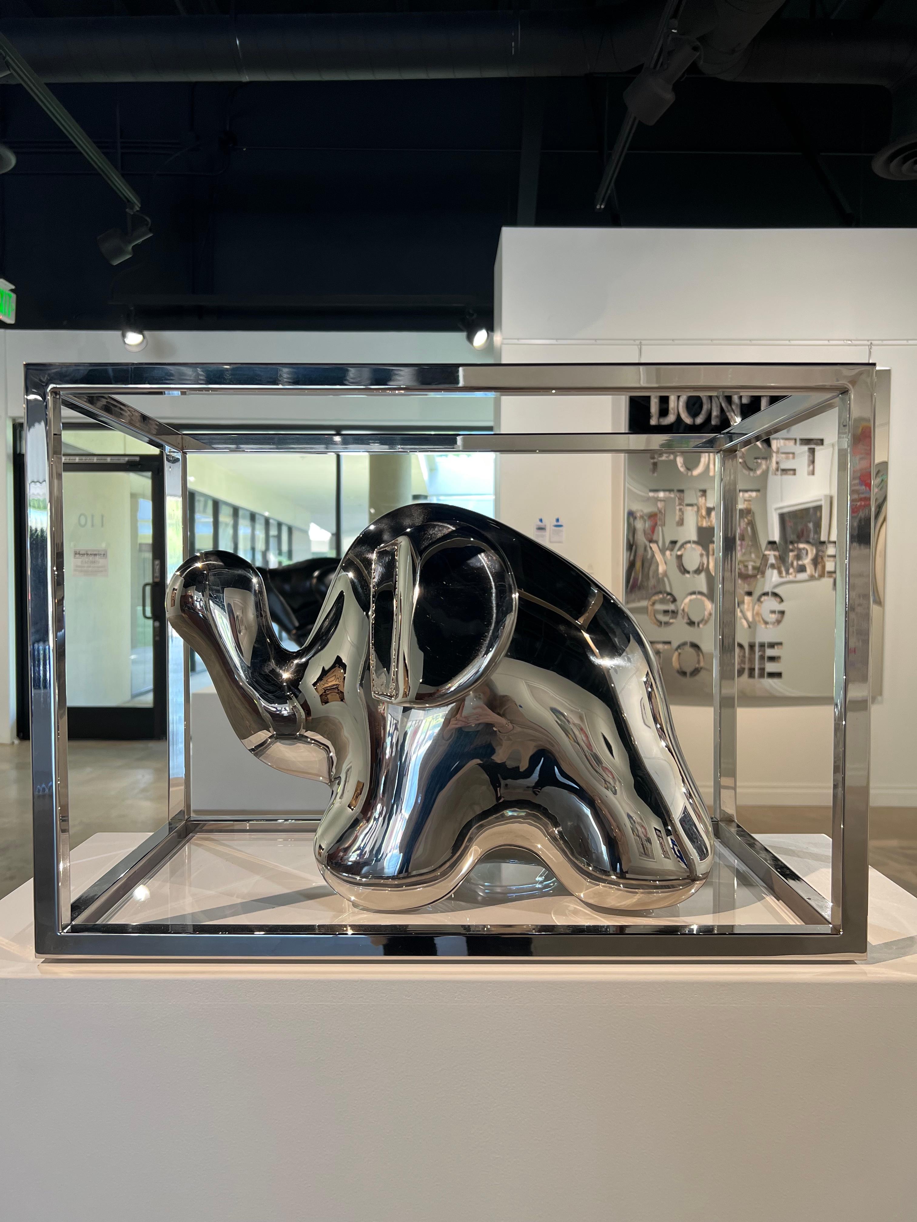 Elefante con jaula 18/9 - Sculpture de Christopher Schulz
