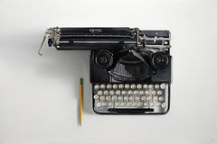 Máquina de escribir Royal P de 1926 con lápiz