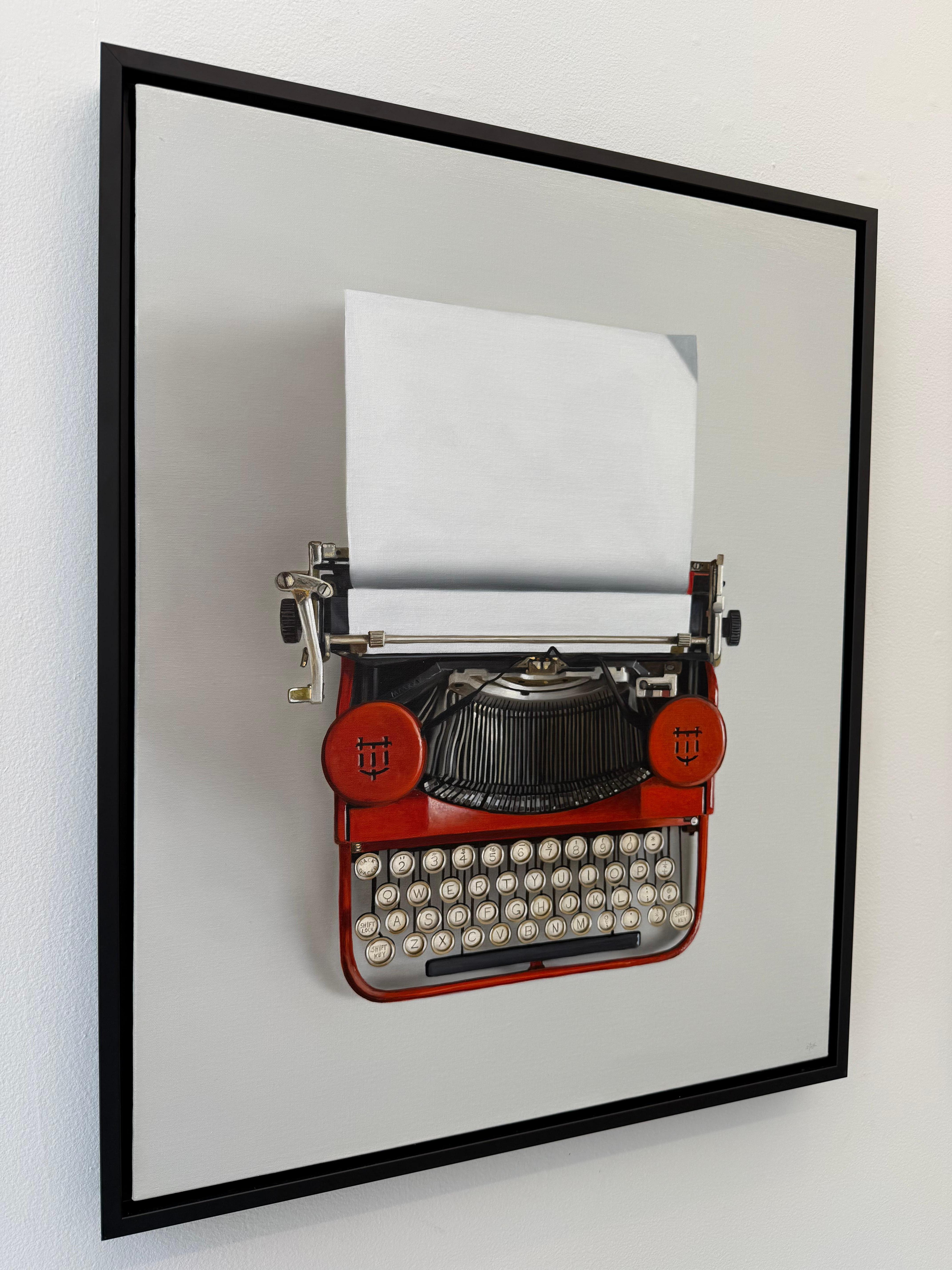 Máquina de escribir estándar portátil Underwood de 1928 - Still-Life Painting Gris de Christopher Stott