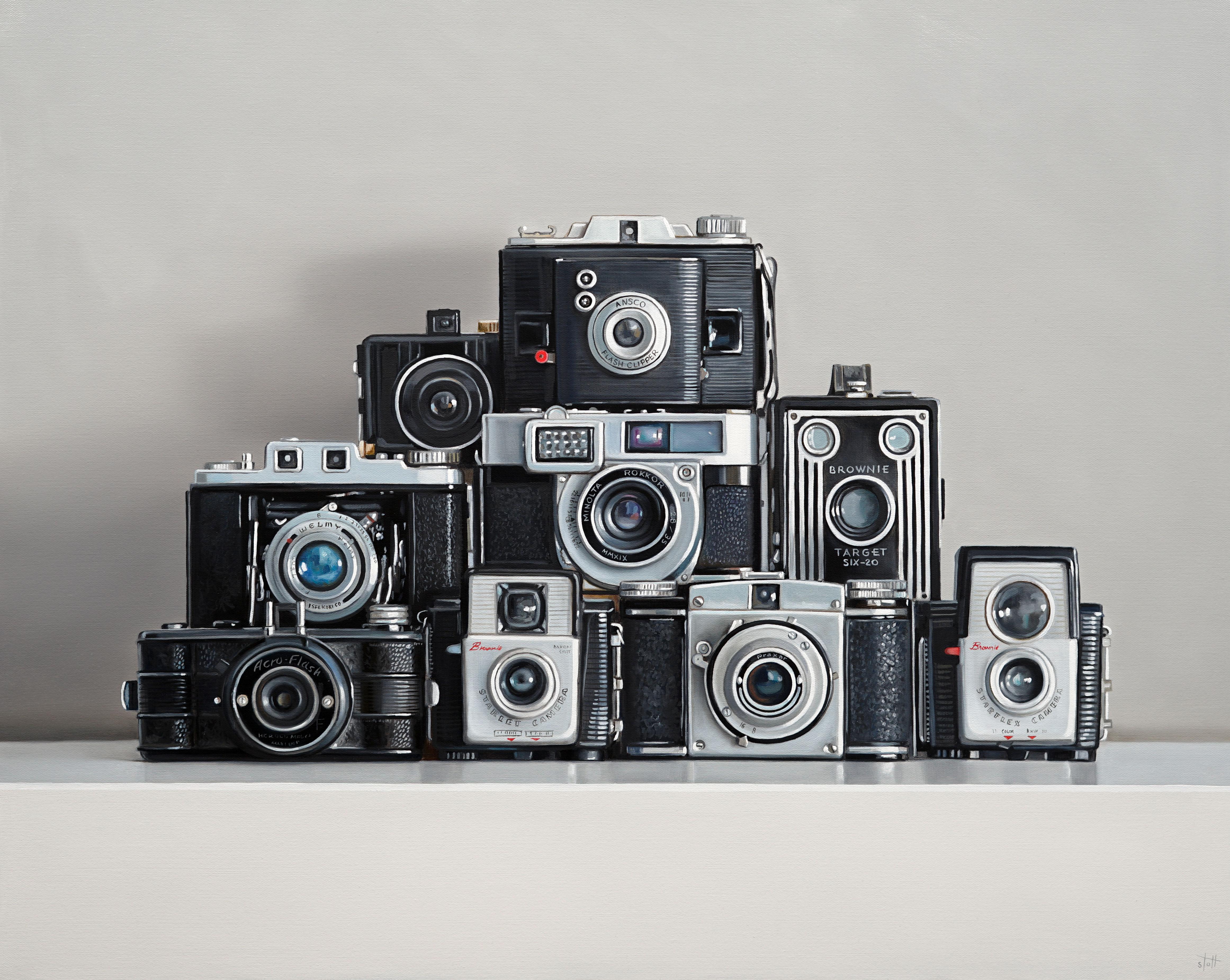 Christopher Stott Still-Life Painting – 9 Kameras