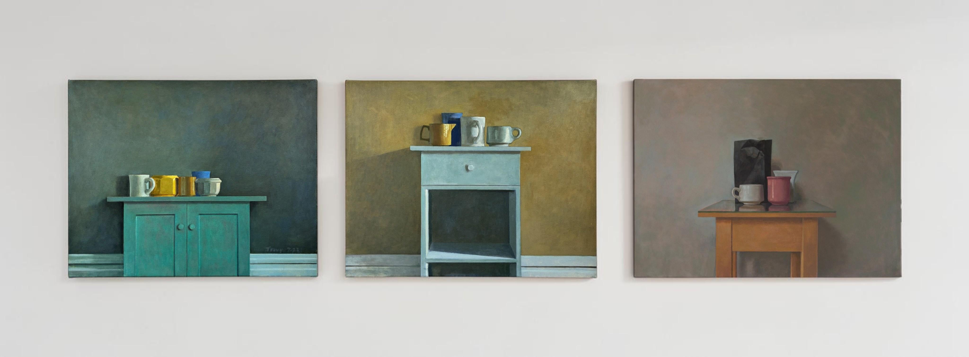 Christopher T Terry Still-Life Painting – Grünes Schrankchen, überfüllter Altar und schwarze Tasche. Stillleben, Öl auf Leinwand