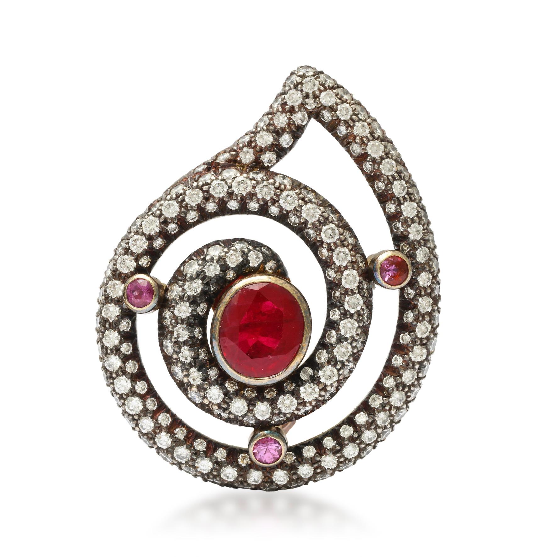 Christopher Walling Orecchini Havemeyer con rubino, zaffiro rosa e diamante In condizioni ottime in vendita a Bal Harbour, FL