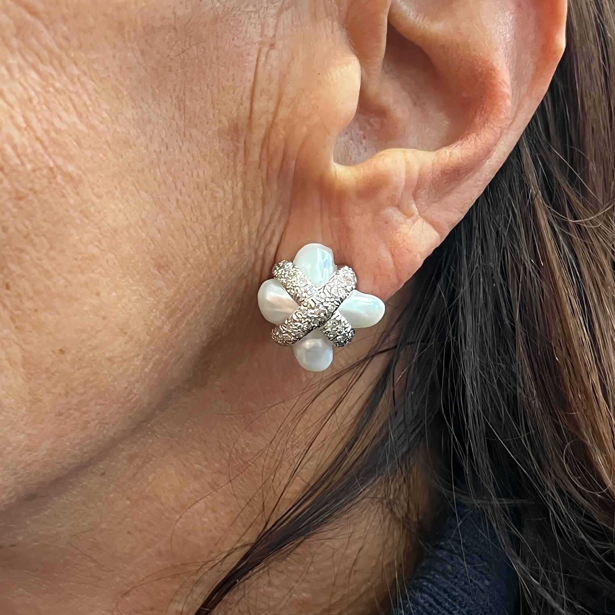 CHRISTOPHER WALLING X Shaped Biwa Pearl Diamond Earrings In Good Condition In New York, NY