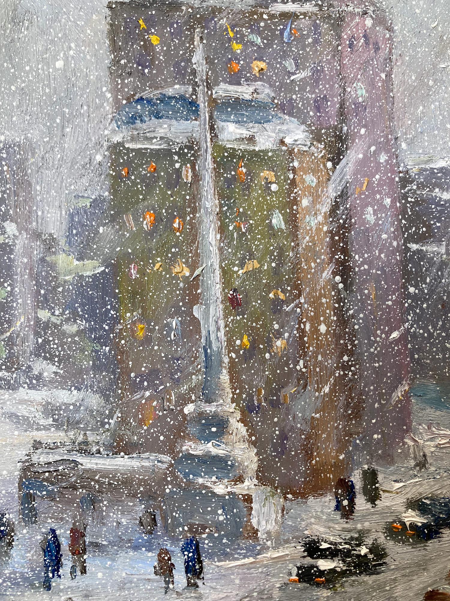 Impressionistische New Yorker Winter-Stadtszene, die die 57th Street in New York City, Autos und Fußgänger in einer sehr intimen, aber energiegeladenen Weise zeigt. Christophe ist bekannt dafür, die Schönheit und Einfachheit einer früheren Zeit des