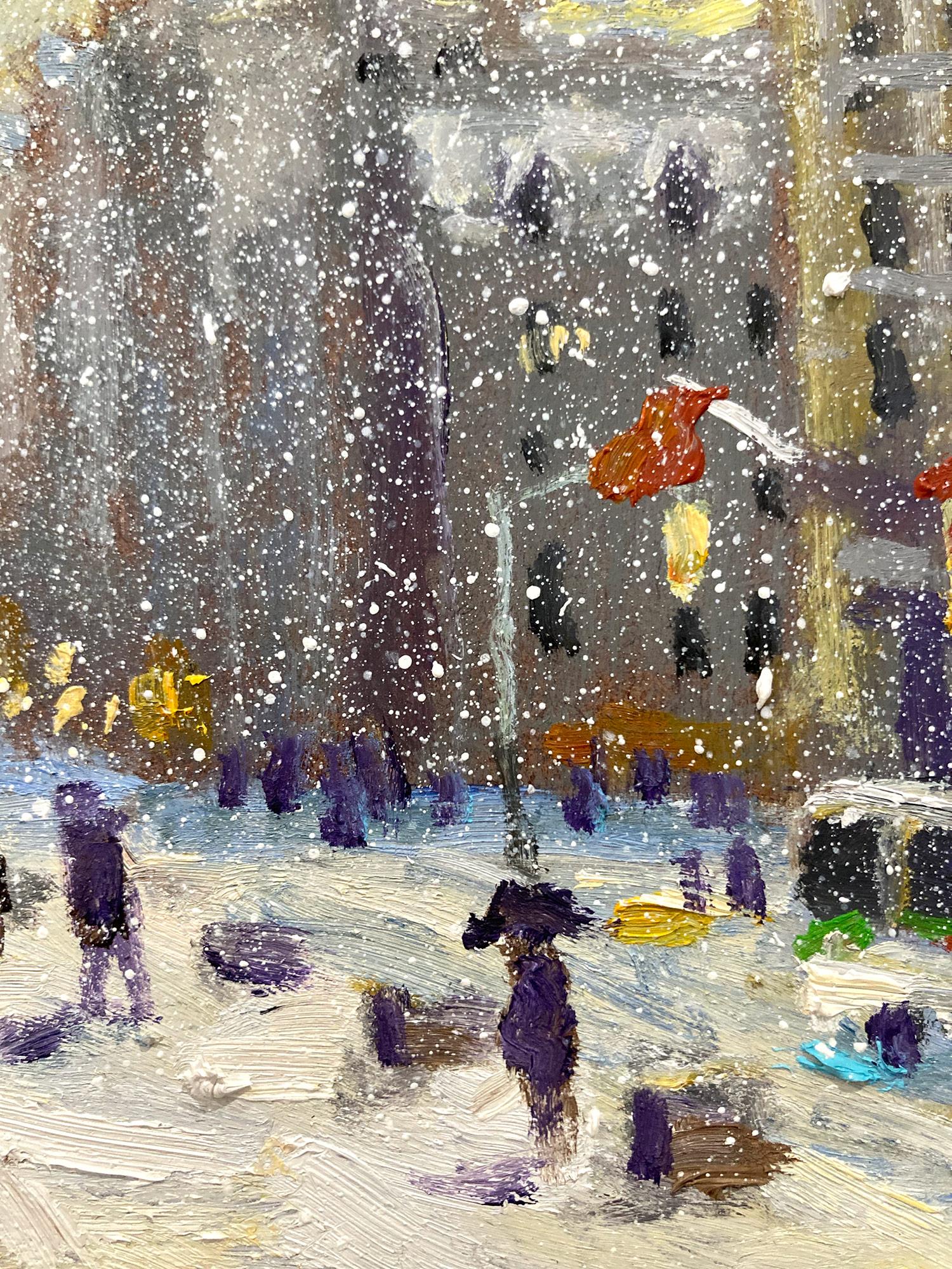Impressionistische New York City Winter-Stadtszene, die Flatiron bei Sonnenuntergang in New York City zeigt. Autos und Fußgänger sind auf eine sehr intime und doch energische Weise gemalt. Christophe ist bekannt dafür, die Schönheit und Einfachheit