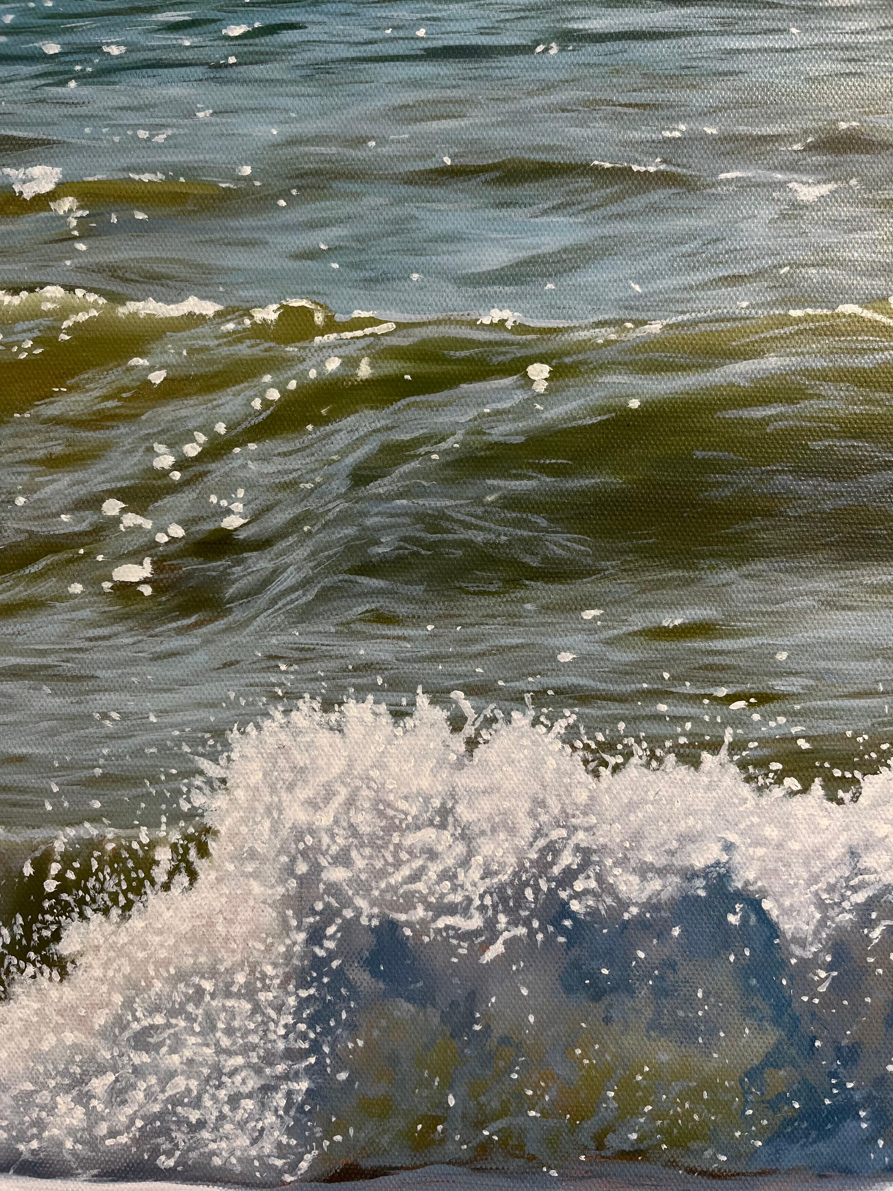 Breaking Wave-original seascape hyper realism oil painting-contemporary Art - Gris Landscape Painting par Christopher Witchall