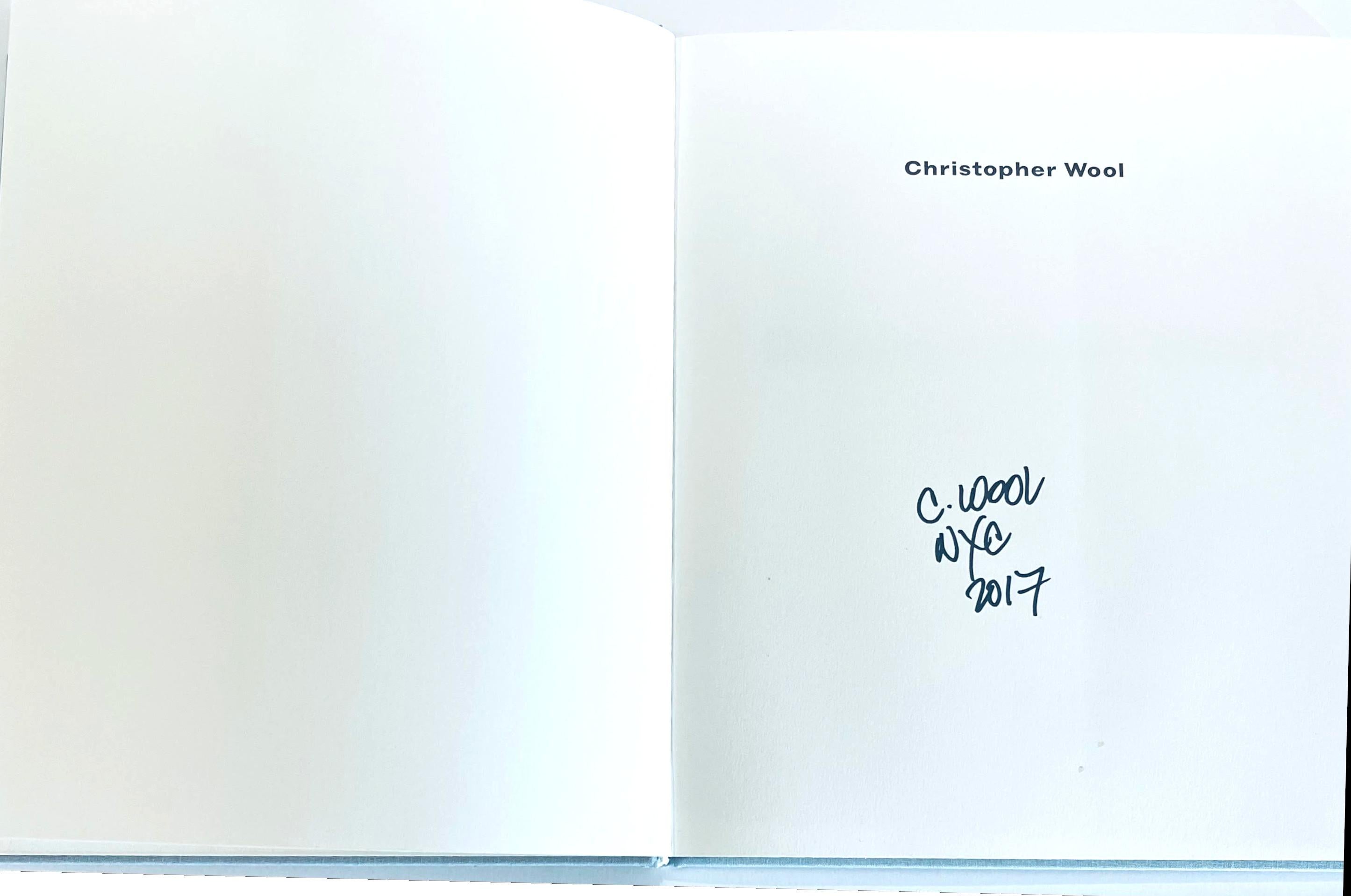 Christopher Wool (signé à la main par Christopher Wool), 2006
Monographie reliée en tissu (signée à la main par Christopher Wool)
Signé et daté à la main en 2017 par Christopher Wool sur la demi-page de titre.
12 × 10 × 1 pouces
Provenance
Signé en