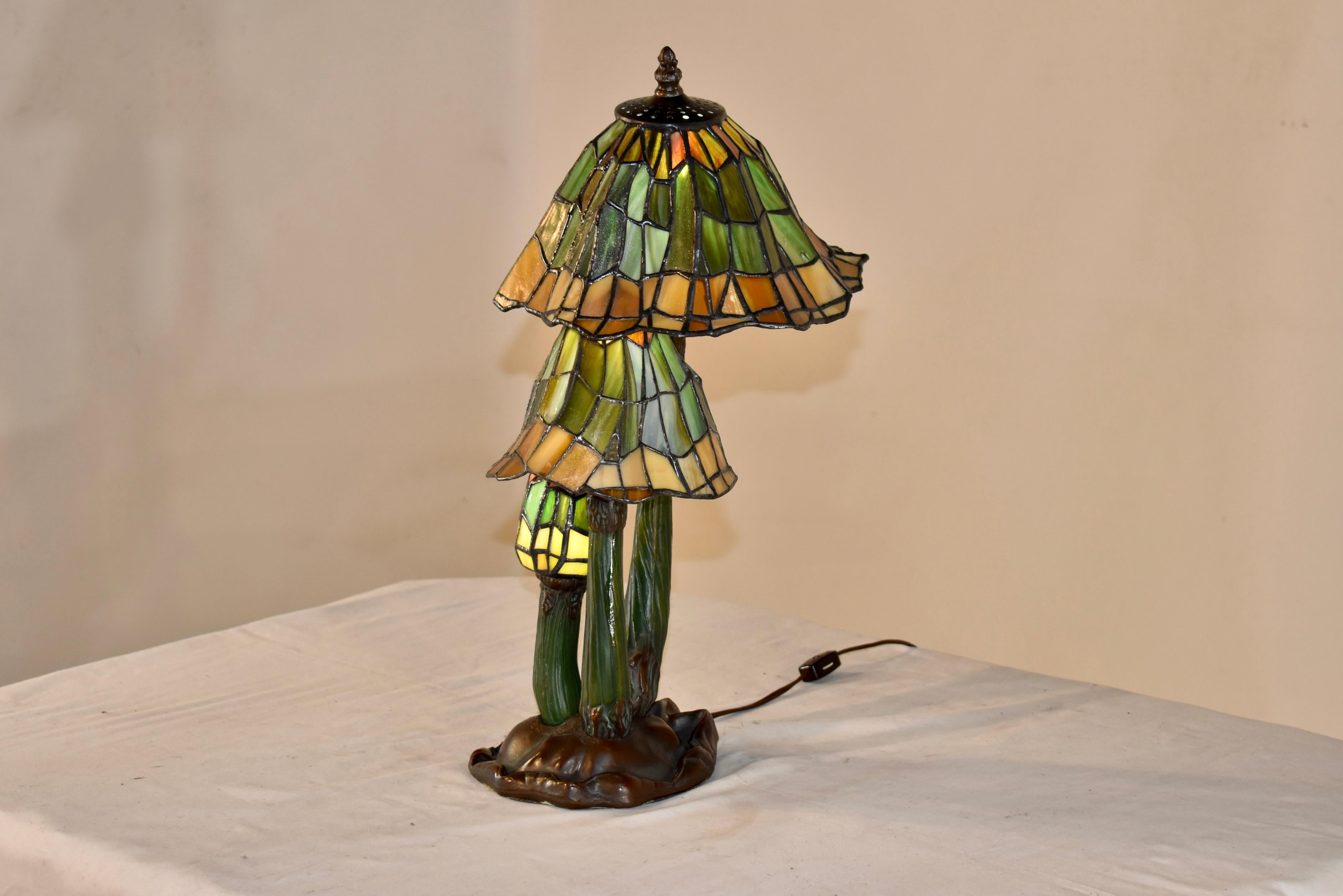 Christopher Wray Stained Glass Mushroom Lamp In Good Condition In High Point, NC