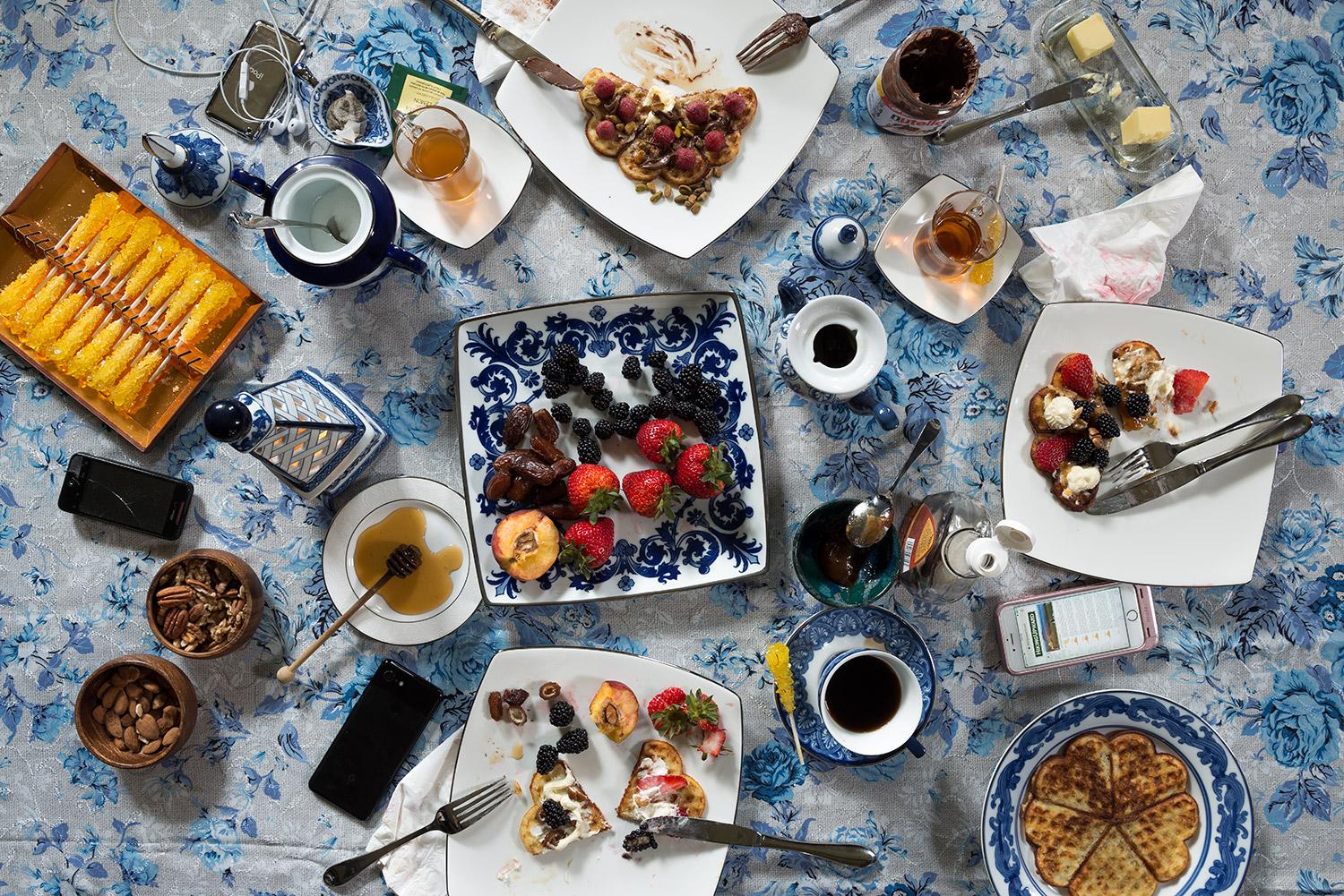 Christos J. Palios - Elevenses, photographie 2019, imprimée d'après