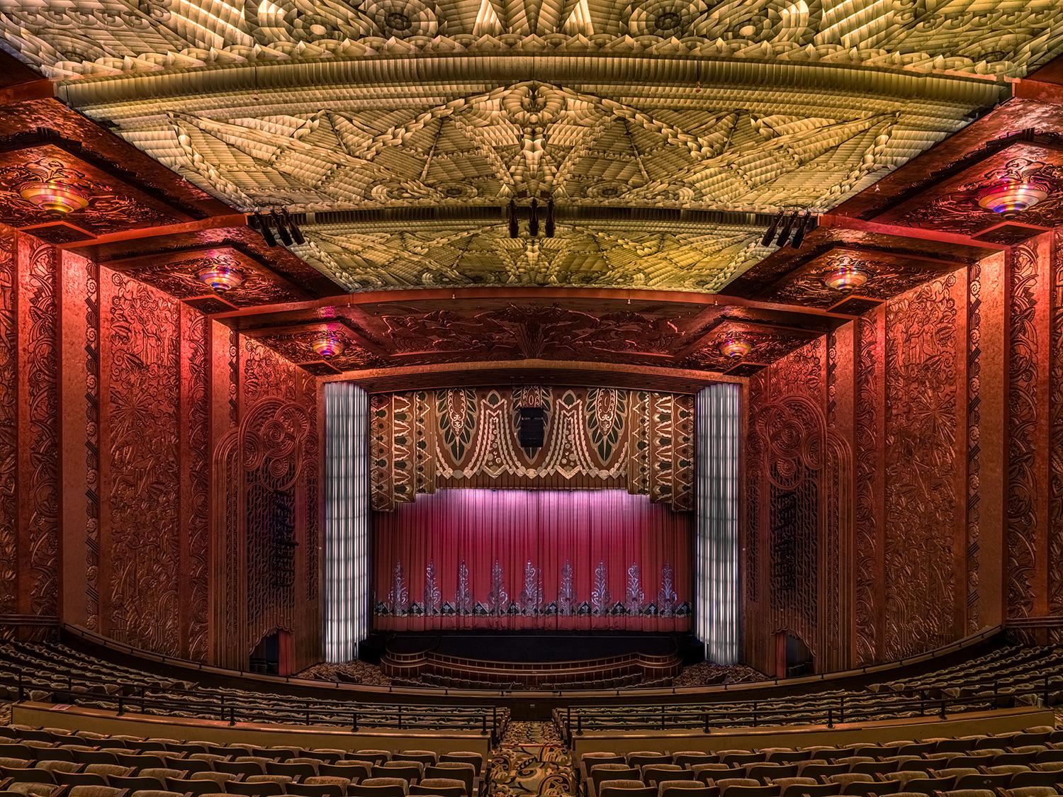 Finished in 1928 by Scottish immigrant and architect Thomas W. Lamb in a majestically ornate Spanish Baroque style, it served the downtown community as a Loew’s movie house with its own theatre orchestra and accompanying organ. During its heyday in