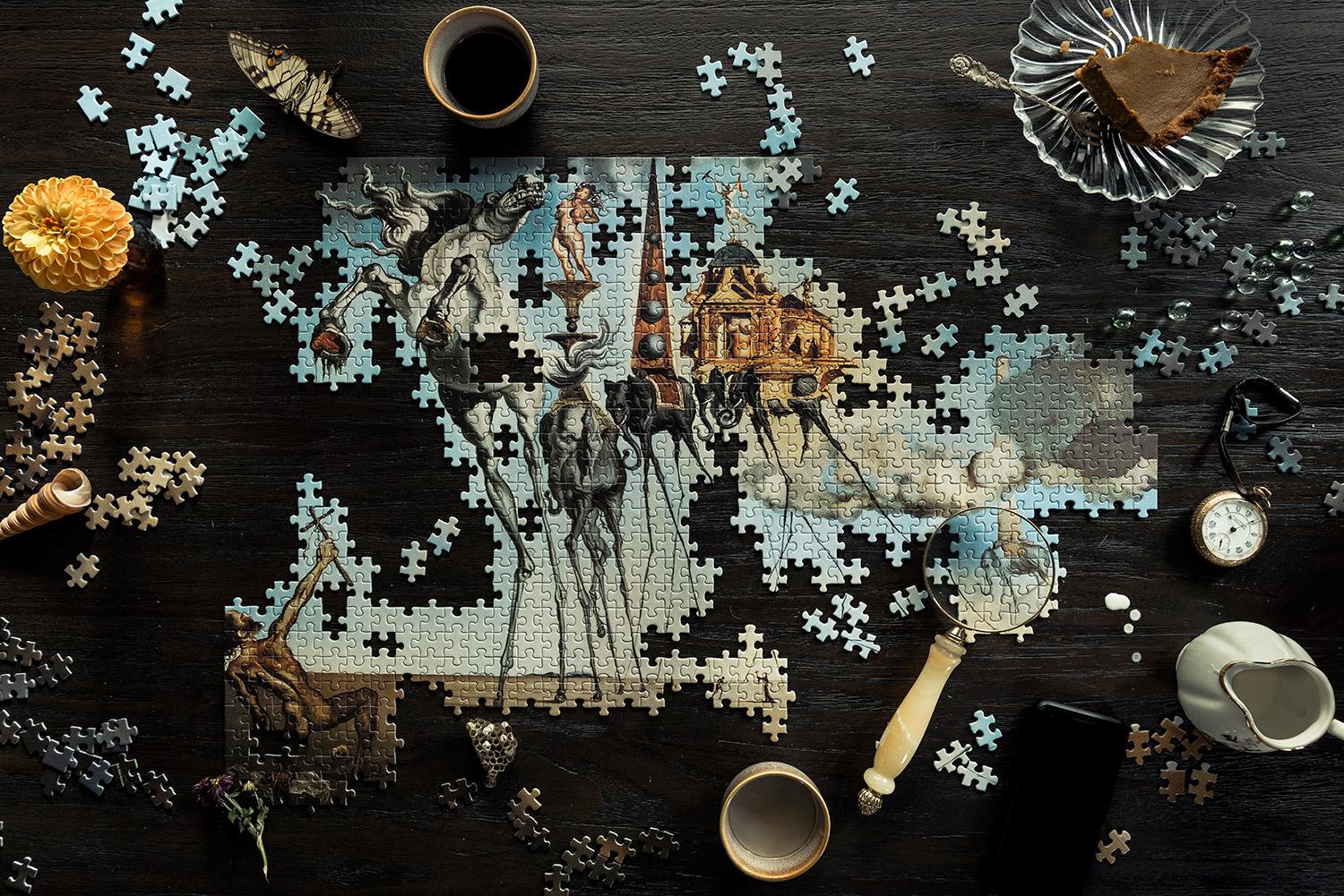 Titre* : Éléphants de l
espace, coquilles d
œuf proverbiales, ailes d
hirondelle
Support : Impression Canson Platine aux pigments d
archives
Série : Jeux d
isolement

Tailles disponibles :
21" x 30" Taille de l
édition : 10, épreuve d
artiste 2
30"