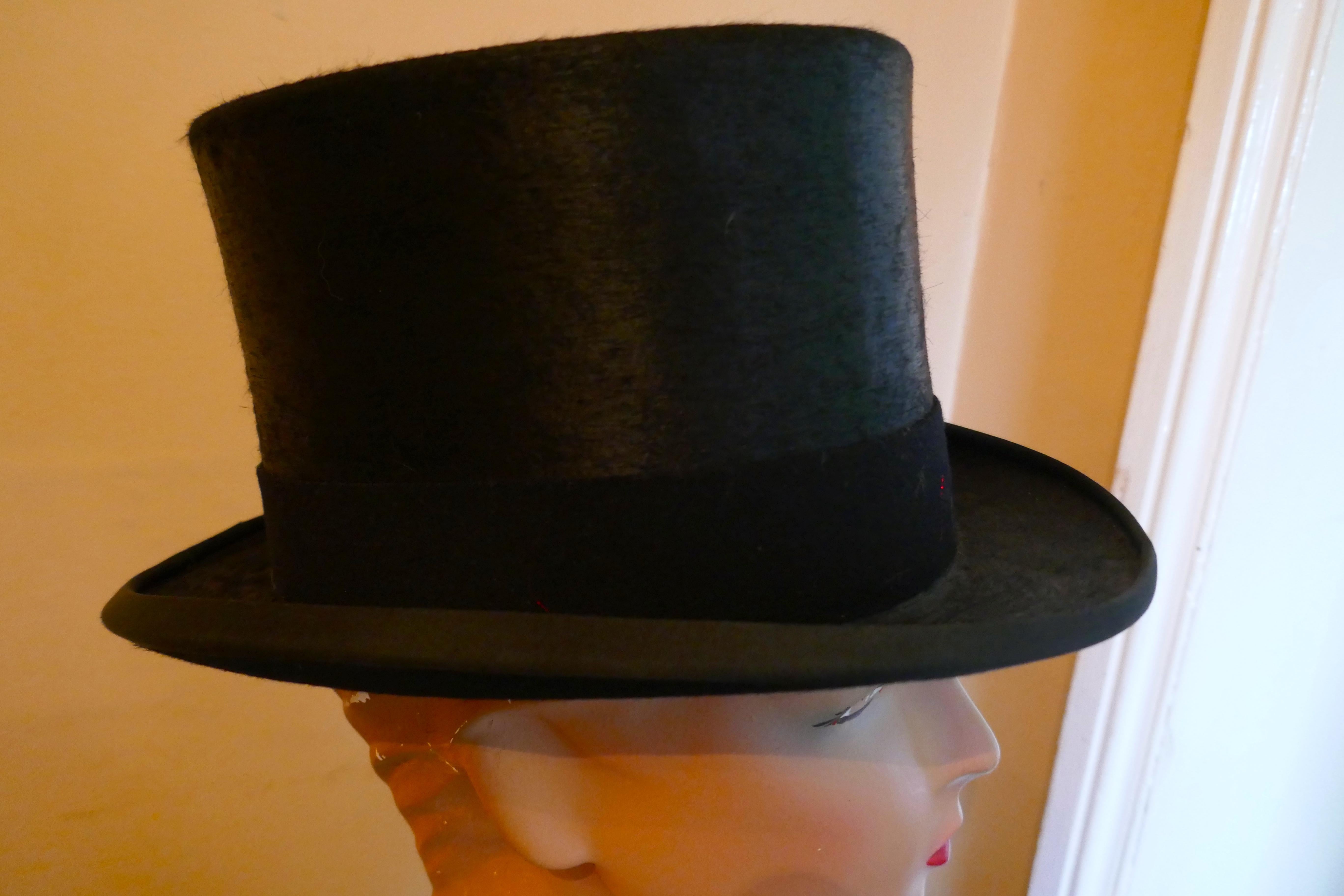 Christy’s Of London Top Hat, Evening Wear, Horse Riding, Dressage or Hunting In Good Condition In Chillerton, Isle of Wight