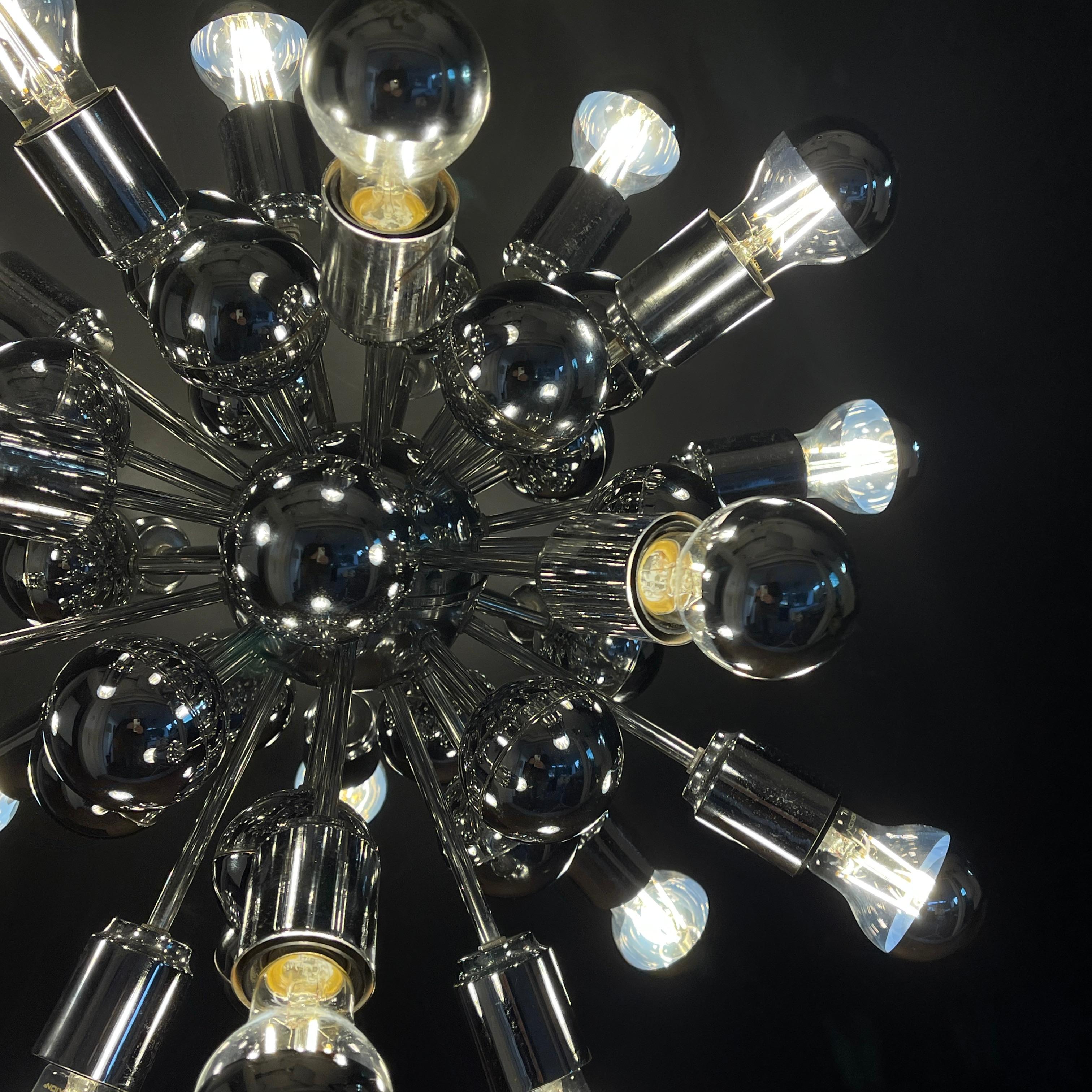 Metal chrom Sputnik Ceiling Lamp by Goffredo  Reggiani, 1970s For Sale