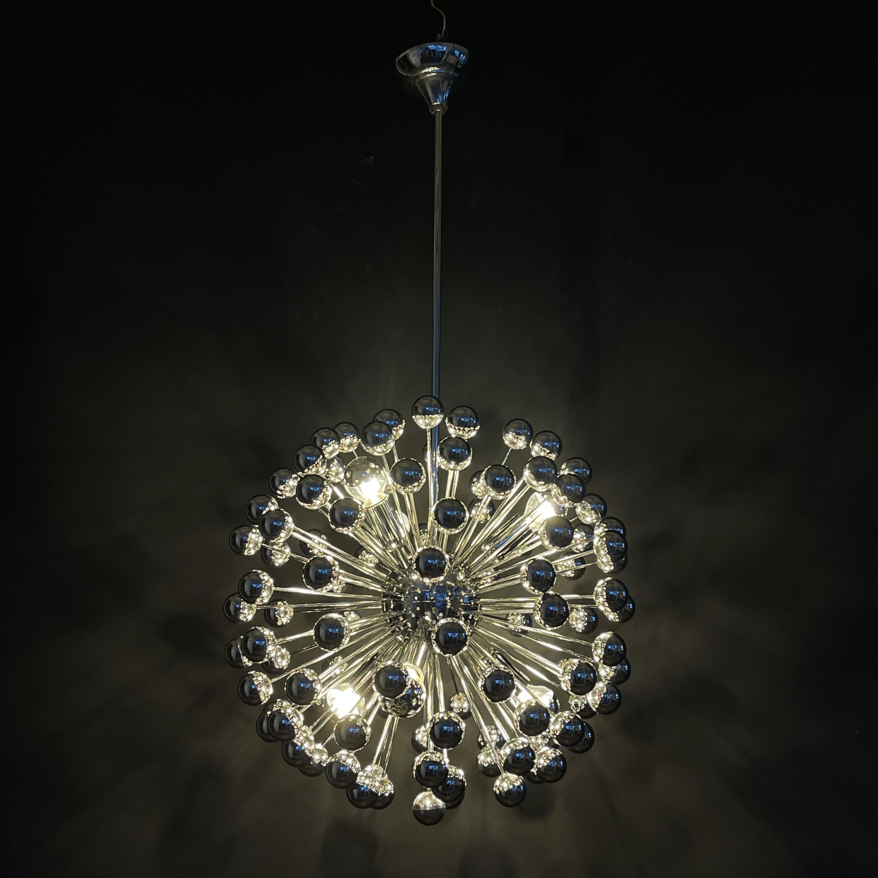 chrom Sputnik Ceiling Lamp by Valenti Luce, 1970s For Sale 2