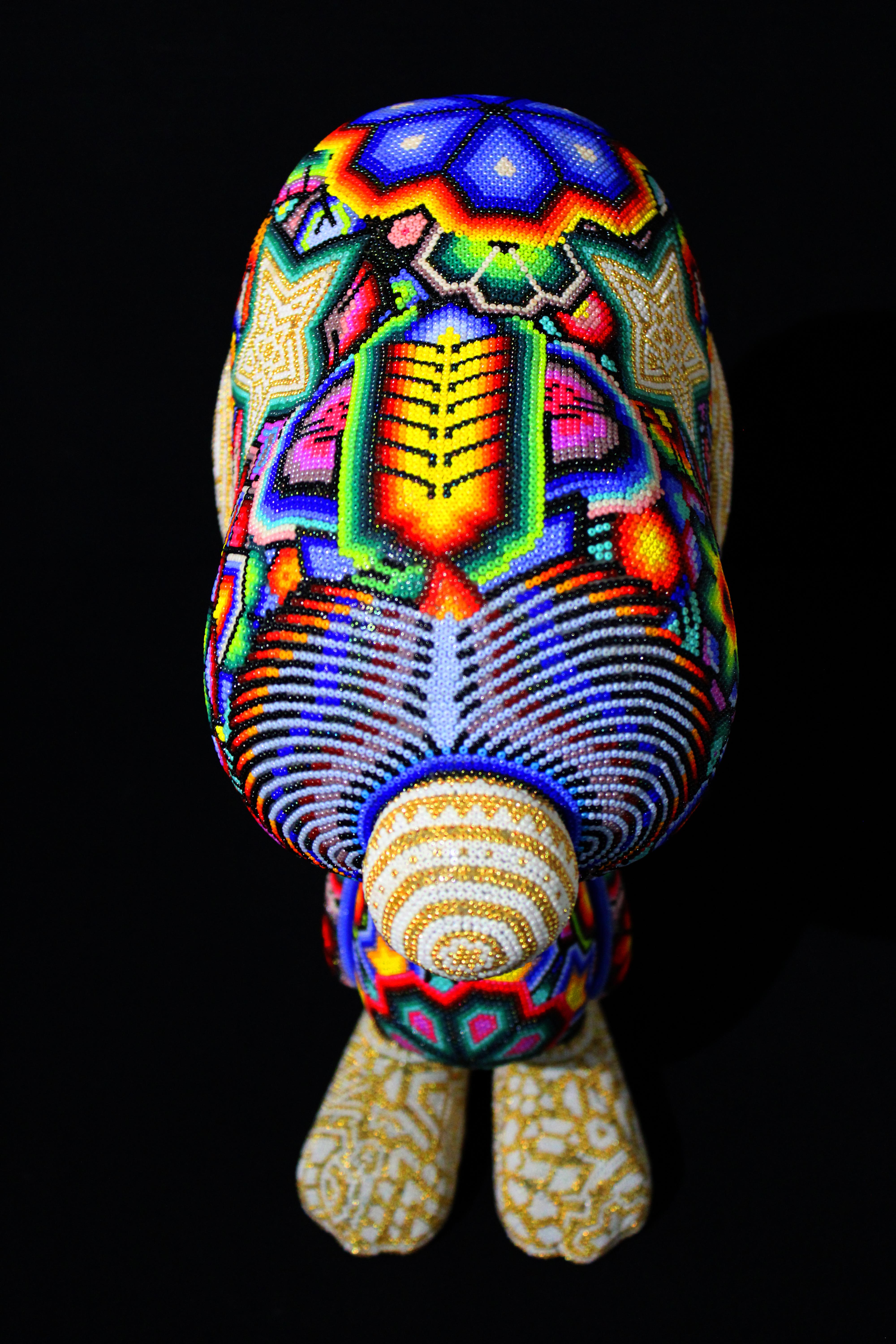 OUVERT AUX COMMISSIONS !!!

Couverture de sculpture du personnage populaire Snoopy en syle d'art mexicain Huichol 

ALTERTATION ART . . est une Collaboration entre Rick Wolfryd, artiste et marchand d'art avec plus de 40 ans d'expérience, et divers