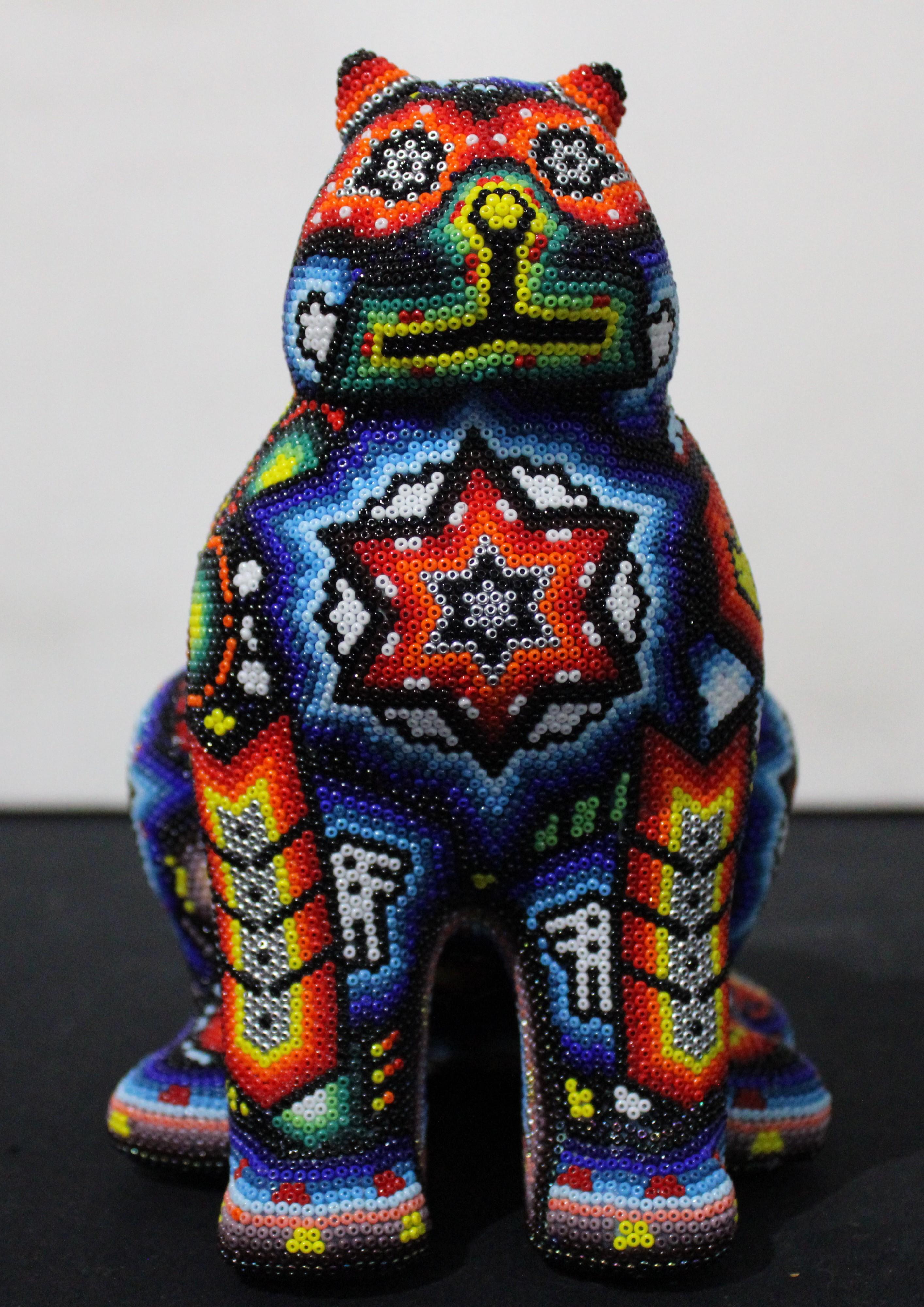 Gatos con 9 vidas II - Sculpture de CHROMA aka Rick Wolfryd 
