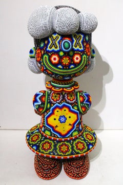 Chroma, sculpture « LUCY IN THE SKY », série Huichol, techniques mixtes, 2026