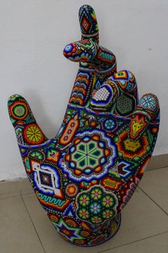CHROMA "REACHING OUT" da Huichol ALTERATIONS, SERIE MANI MAGICHE