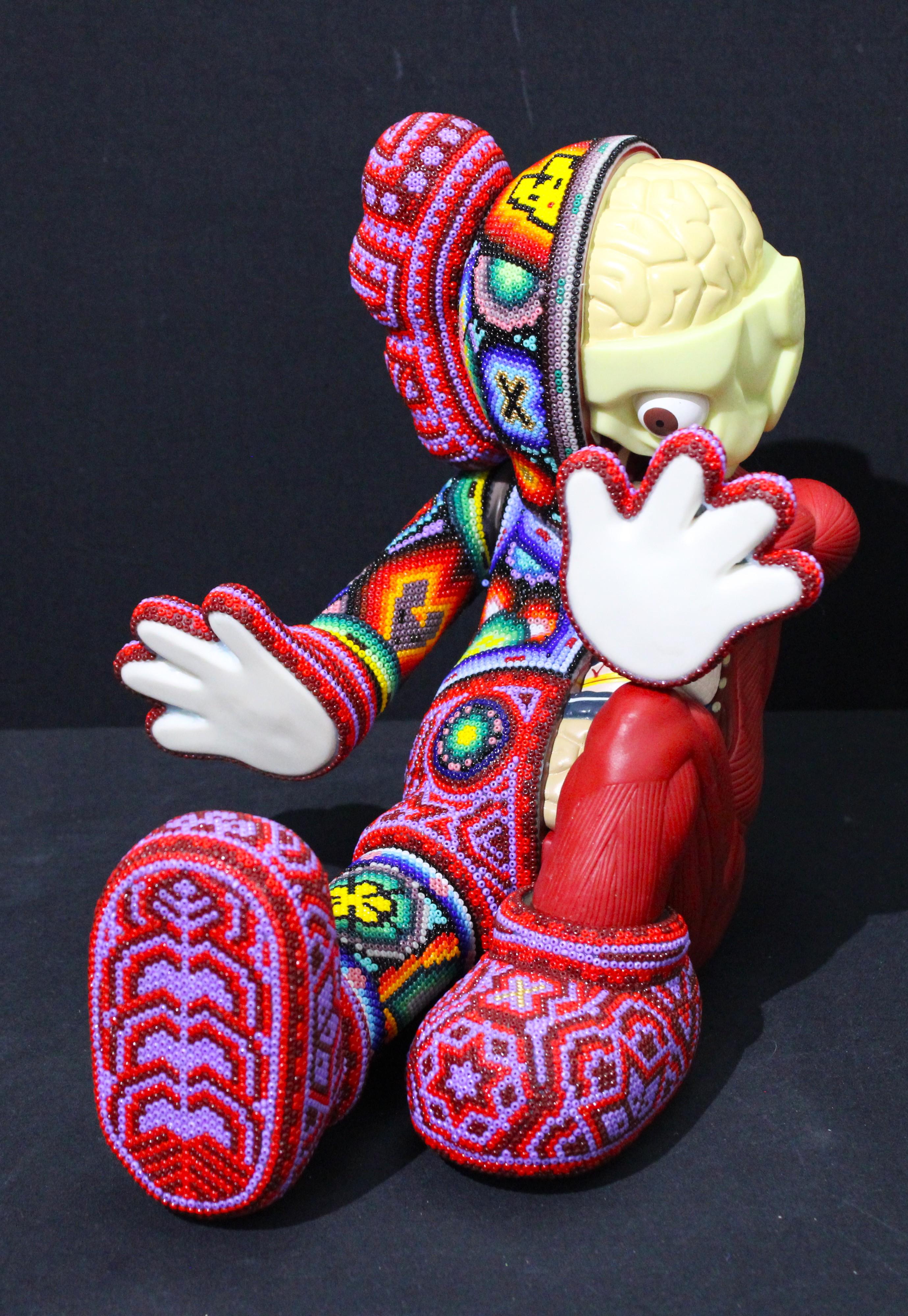 CHROMA " Resting in Place " de la série Huichol ALTERATIONS