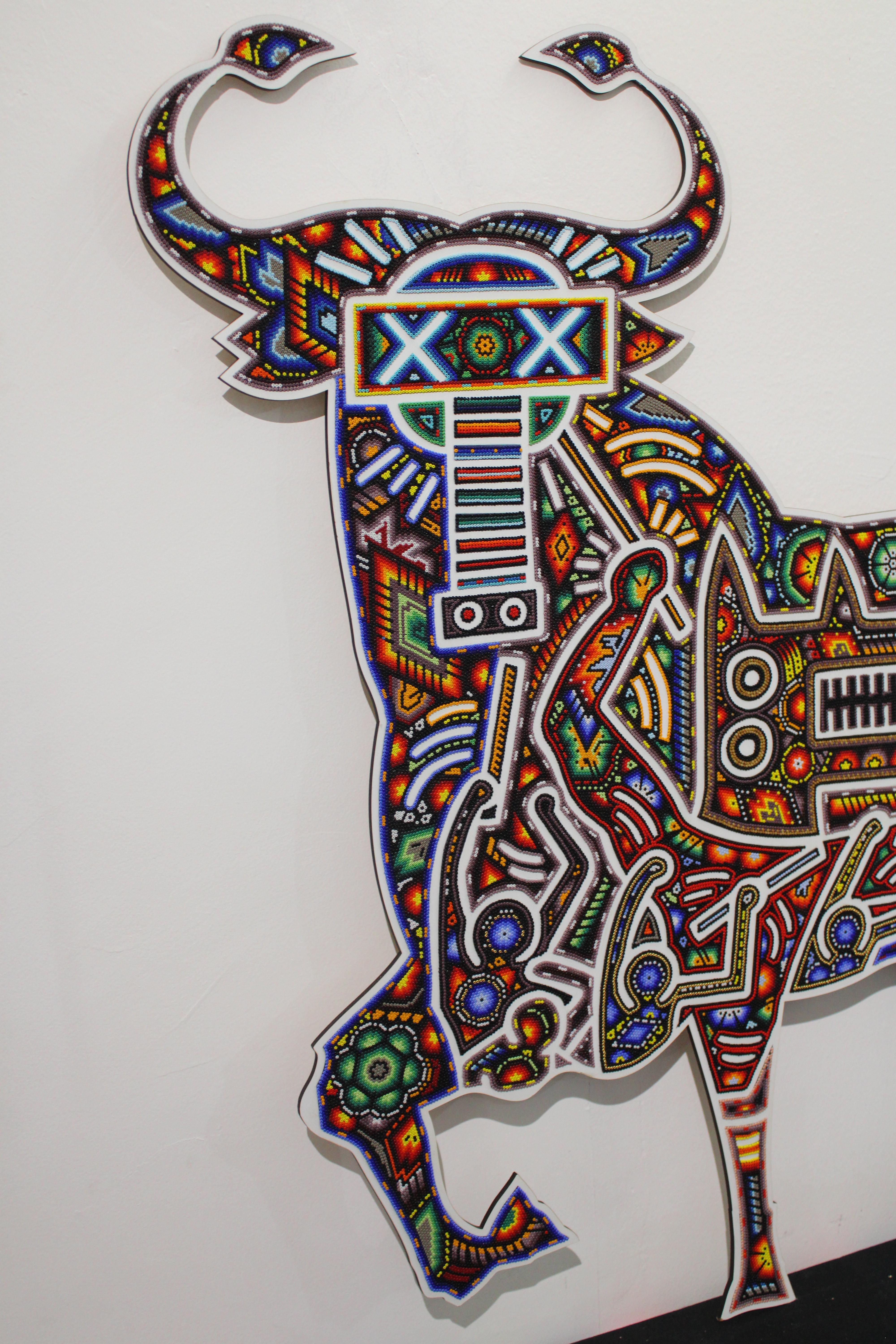 Plaque murale Huichol Bull d'après Keith Haring en vente 2