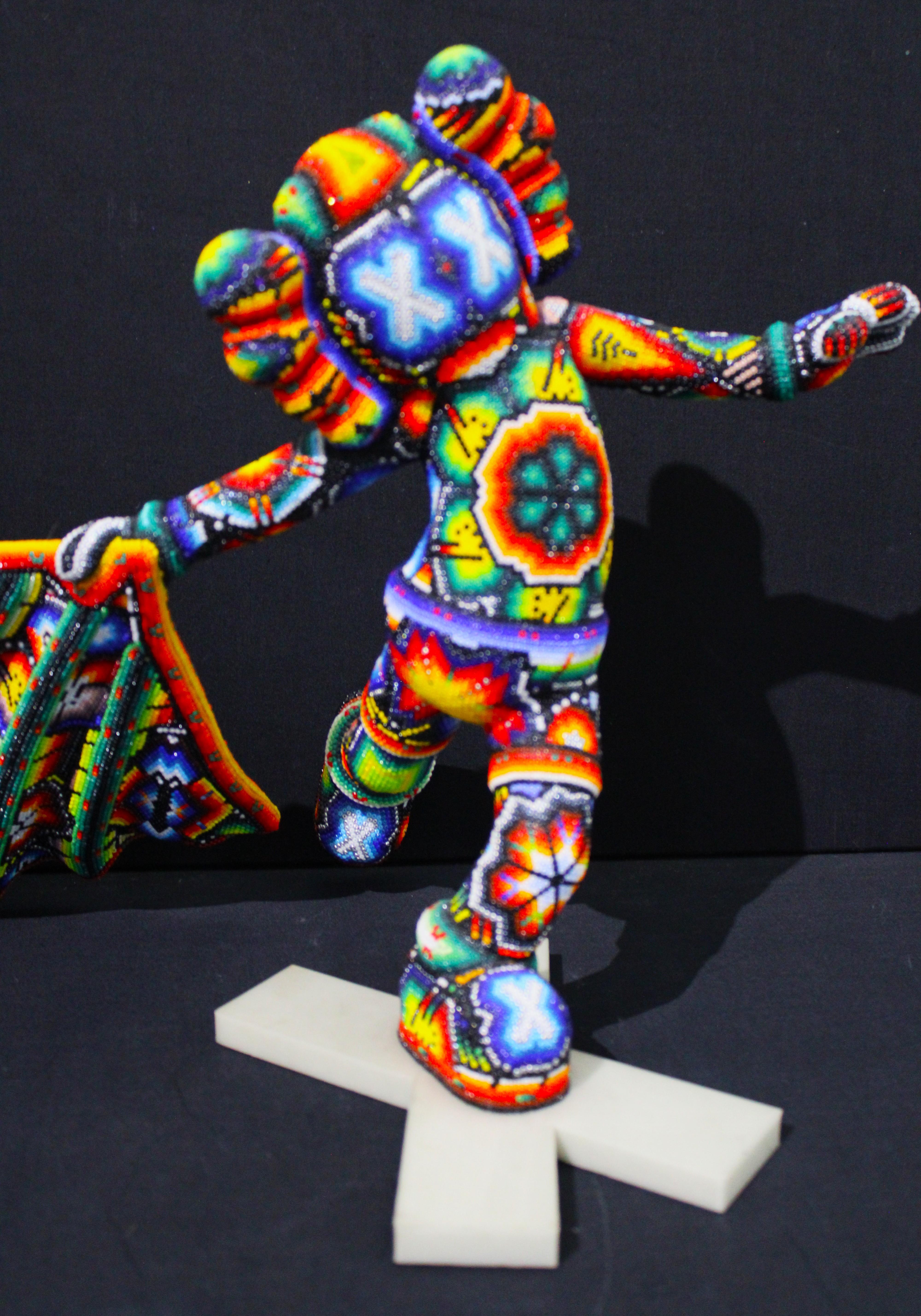Huichol-Skulptur „Toreador Independiente“ aus der Serie Huichol ALTERATIONS im Angebot 1