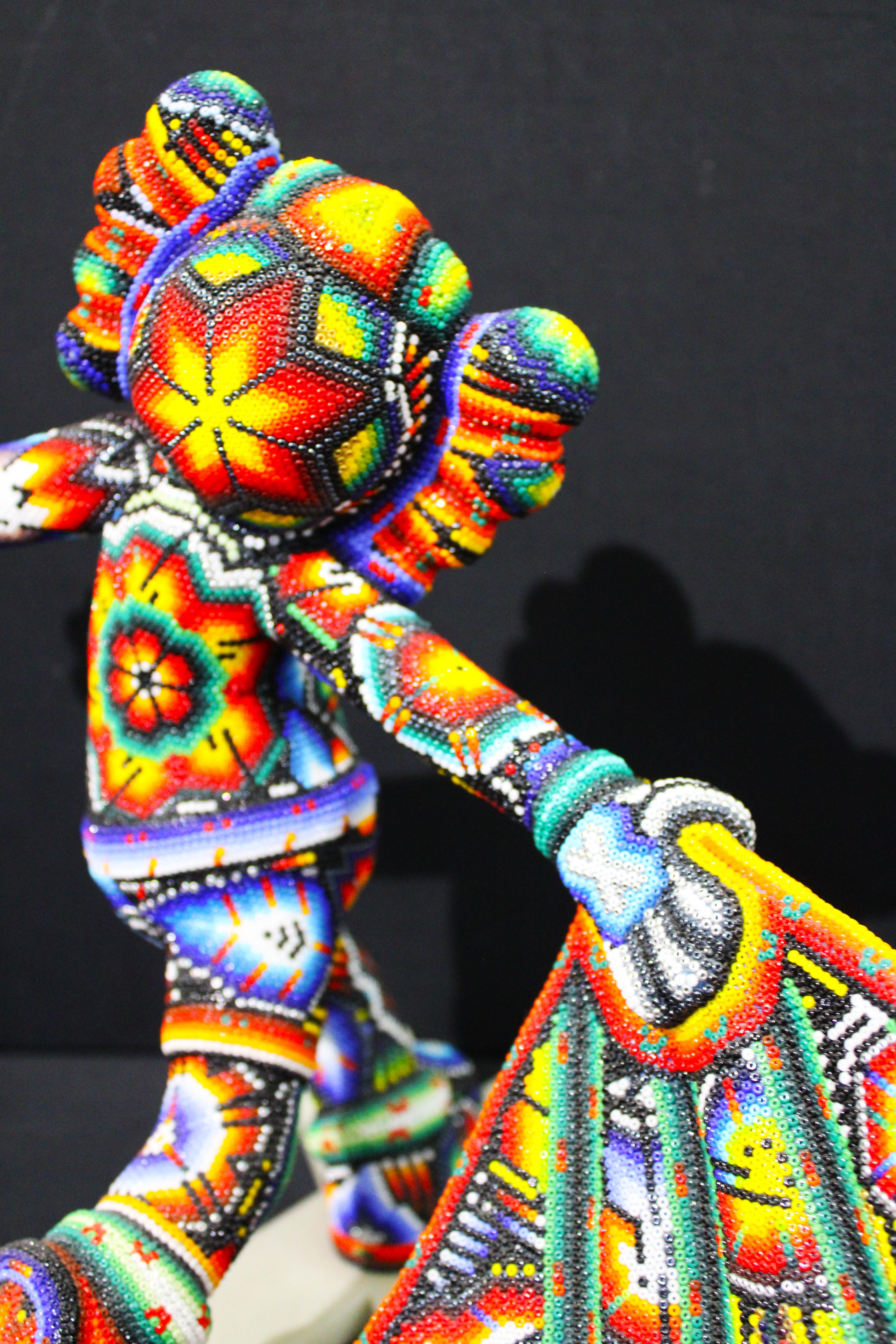 Huichol-Skulptur „Toreador Independiente“ aus der Serie Huichol ALTERATIONS im Angebot 3