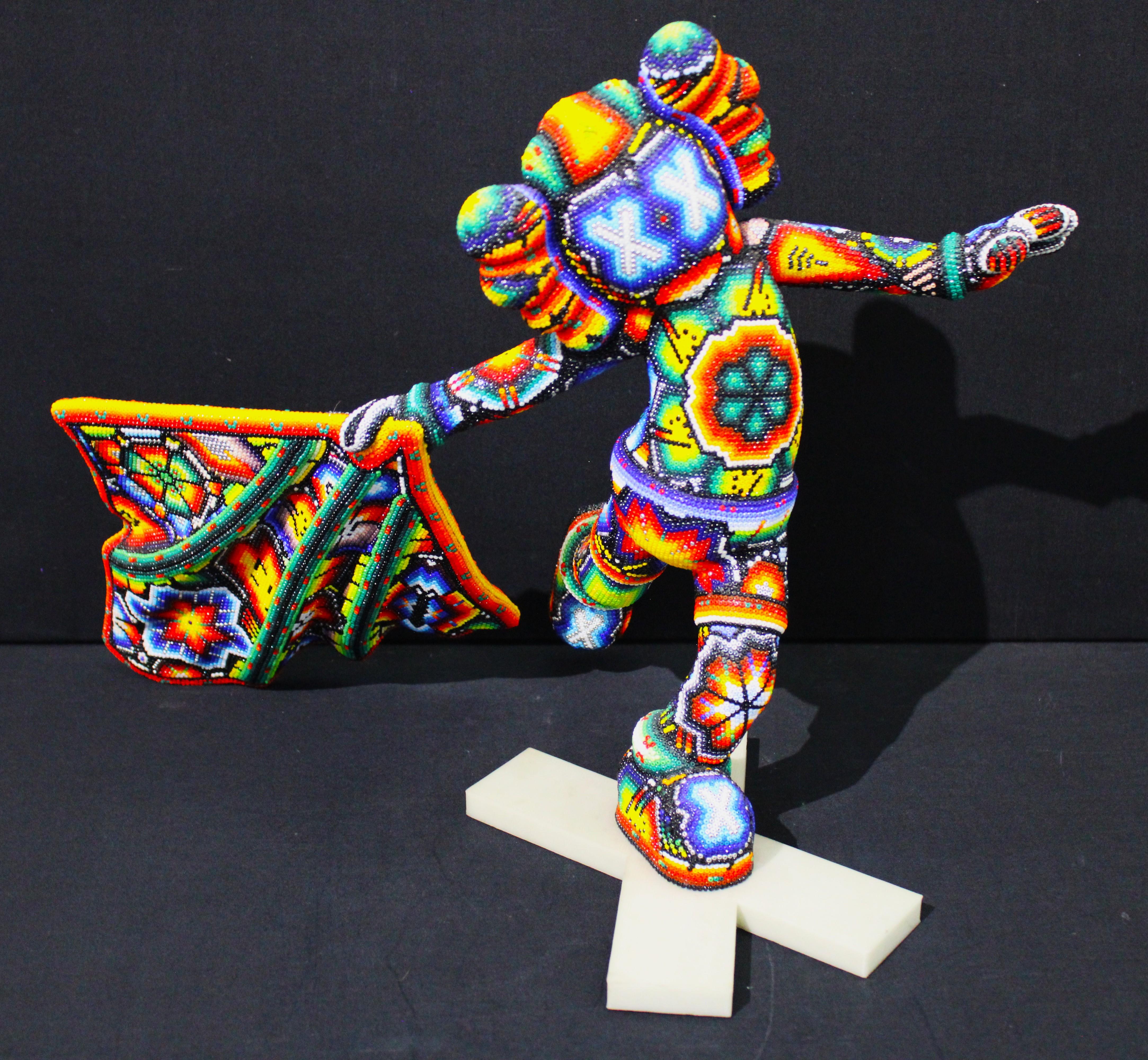 Huichol-Skulptur „Toreador Independiente“ aus der Serie Huichol ALTERATIONS im Angebot 4
