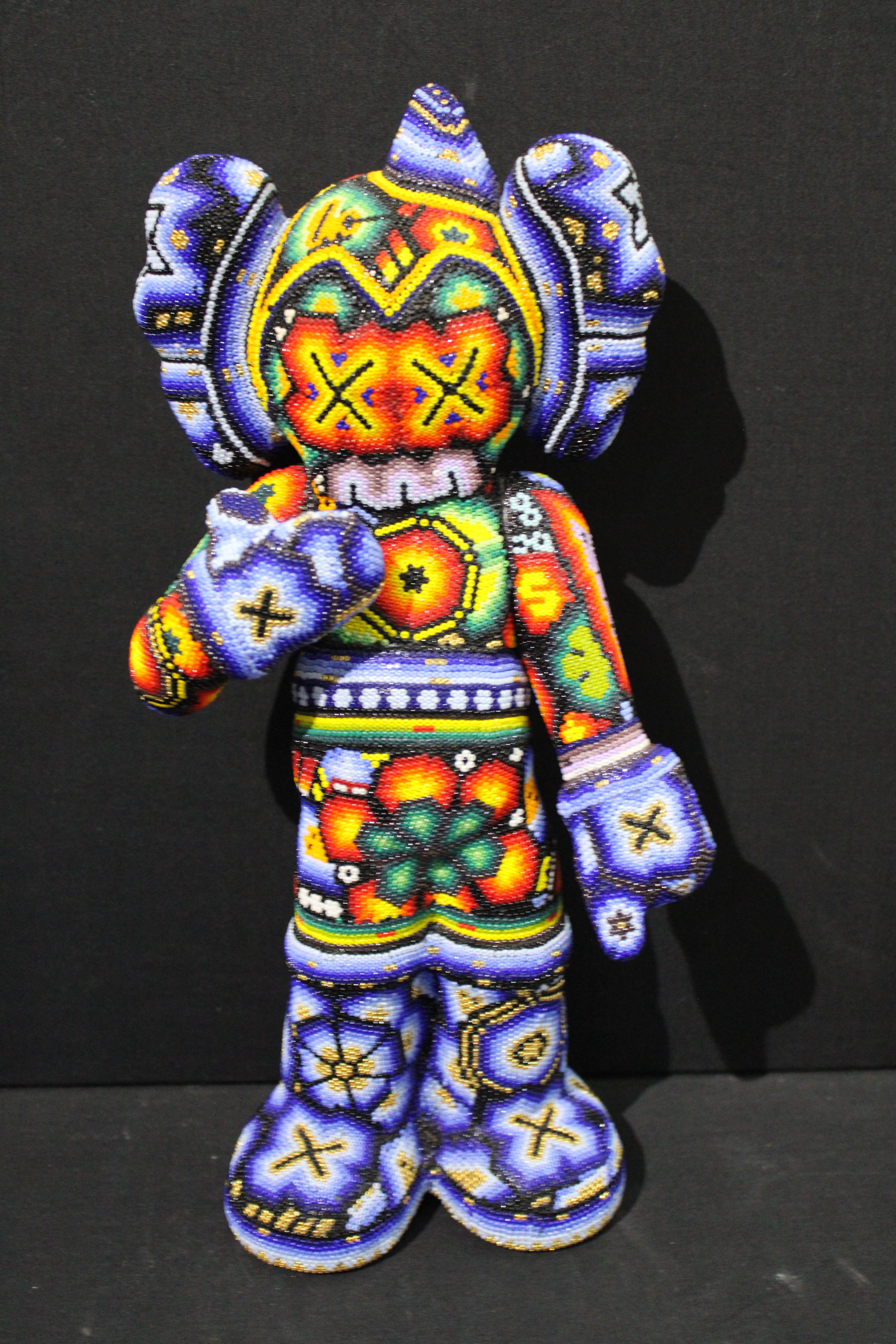 Mexikanische Huichol Astro Boy Spielzeug-Perlen-Skulptur, Huichol im Angebot 3