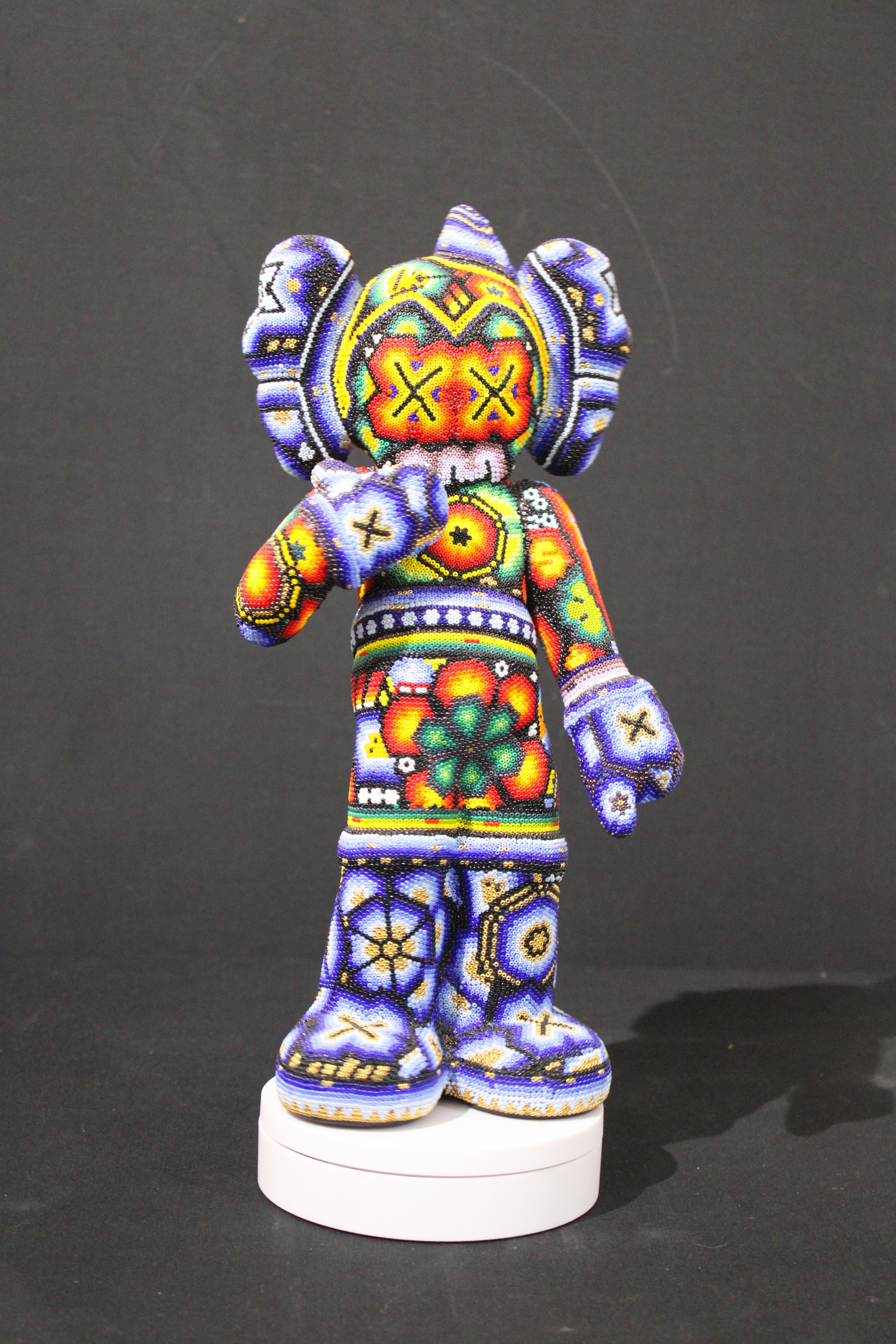 Mexikanische Huichol Astro Boy Spielzeug-Perlen-Skulptur, Huichol im Angebot 4