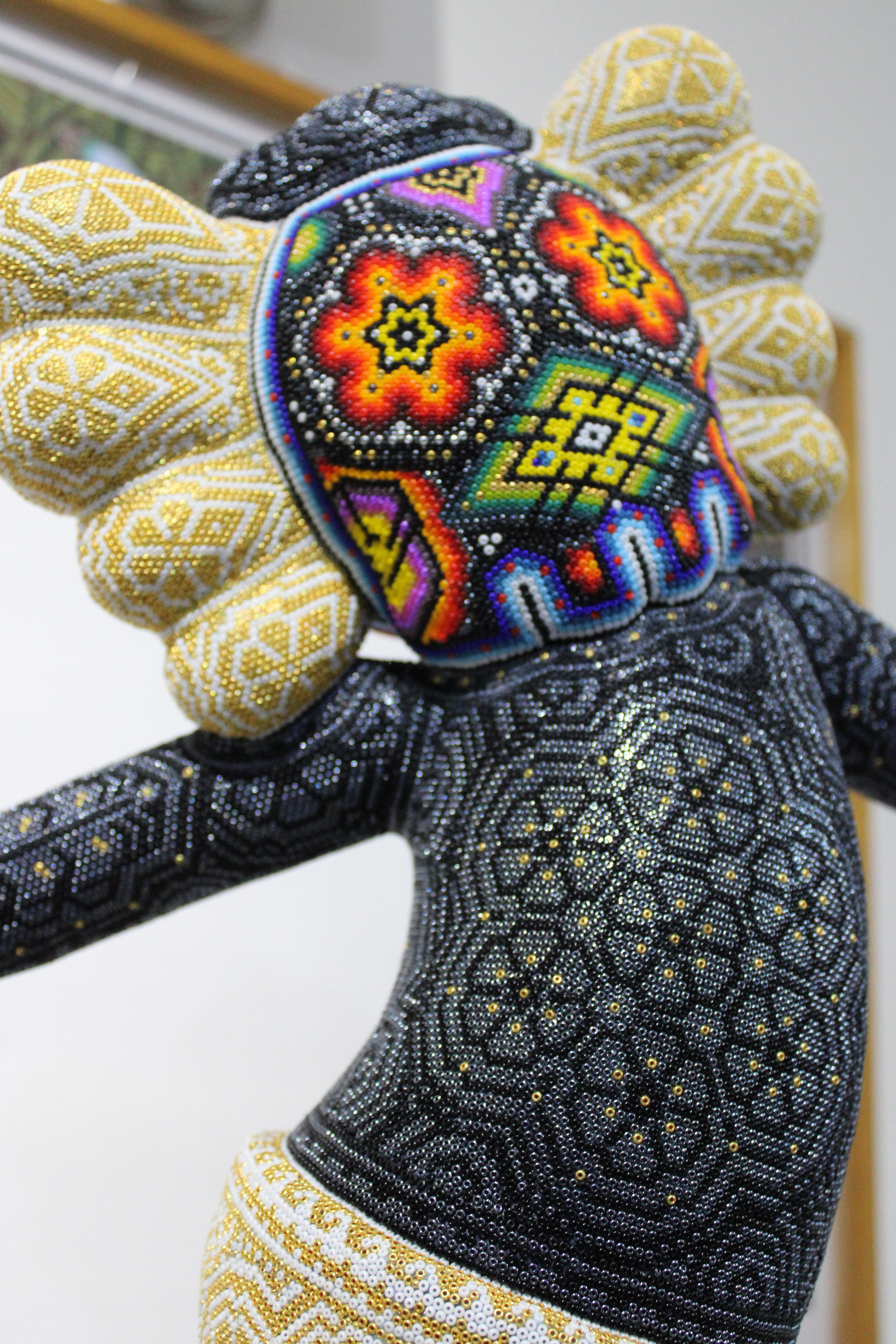 „Ring Master“ aus der Serie Huichol ALTERATIONS 