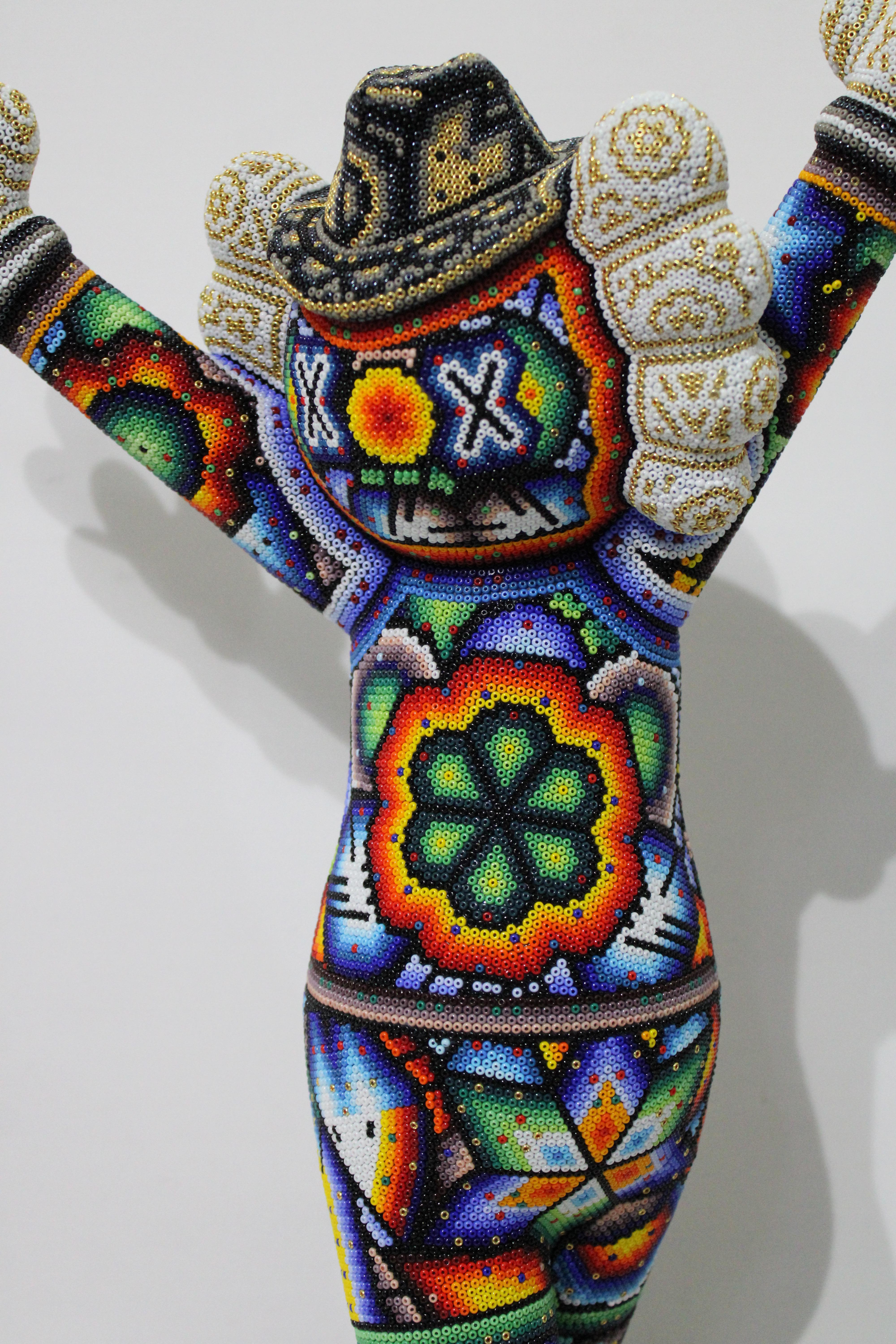 Figurative Sculpture di CHROMA aka Rick Wolfryd  - Questo è quanto  dalla serie Huichol
