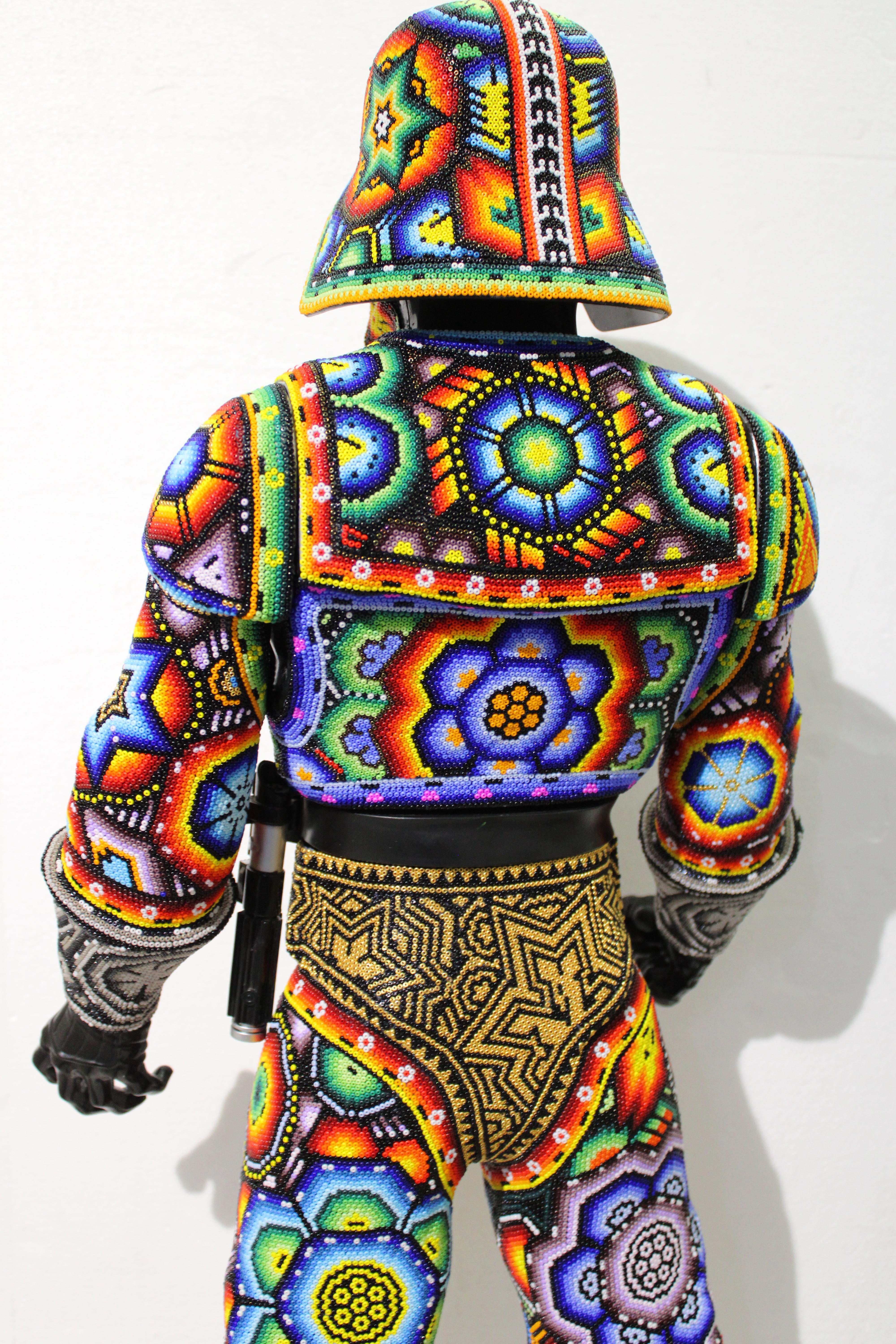 Darth Vader is one of the most iconic characters in the Star Wars saga.
In this prized sculpture you can see the character in an unusual way. Full of color and complex patterns, and retaining its Power, Elegance and Dark Beauty

Darth Vader is one