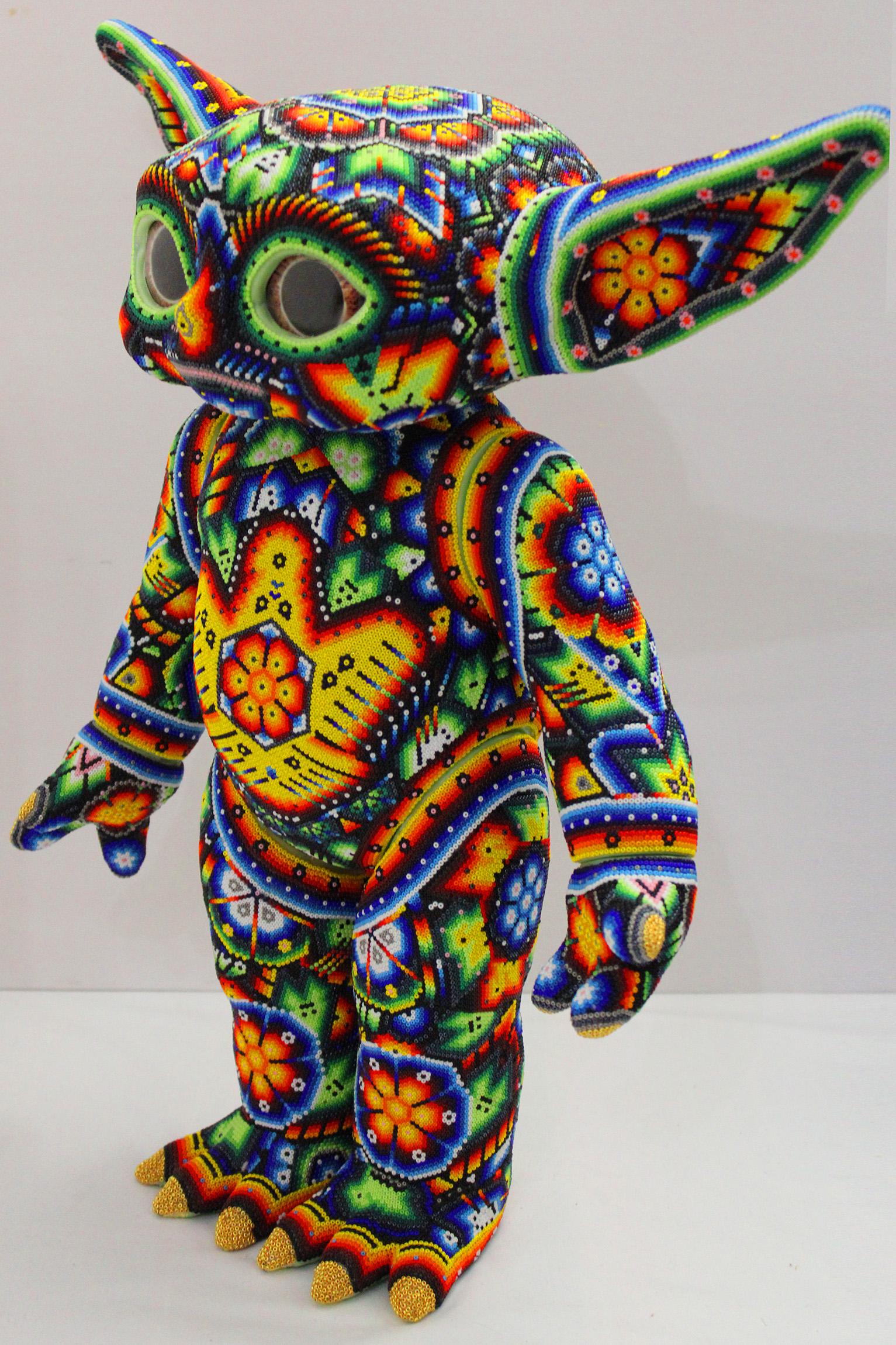 TOUJOURS OUVERT AUX COMMISSIONS !!!

ALTERTATION ART . . est le fruit d'une collaboration entre Rick Wolfryd, artiste et marchand d'art ayant plus de 40 ans d'expérience, et divers artistes et studios d'art huichol mexicains vers lesquels Rick a été