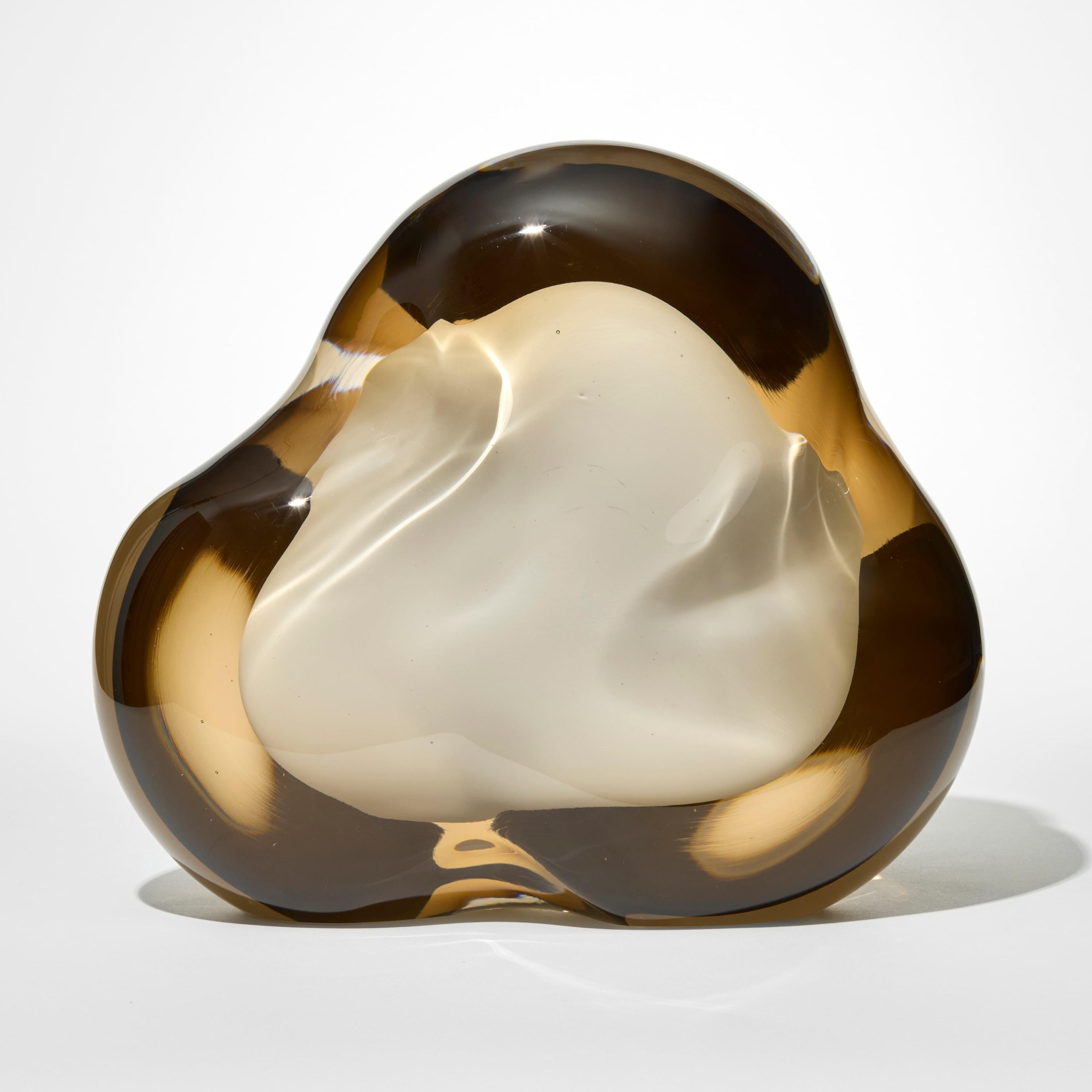 Britannico Chroma Vug in Olivin II, opera d'arte in vetro geodico amorfo di Samantha Donald in vendita