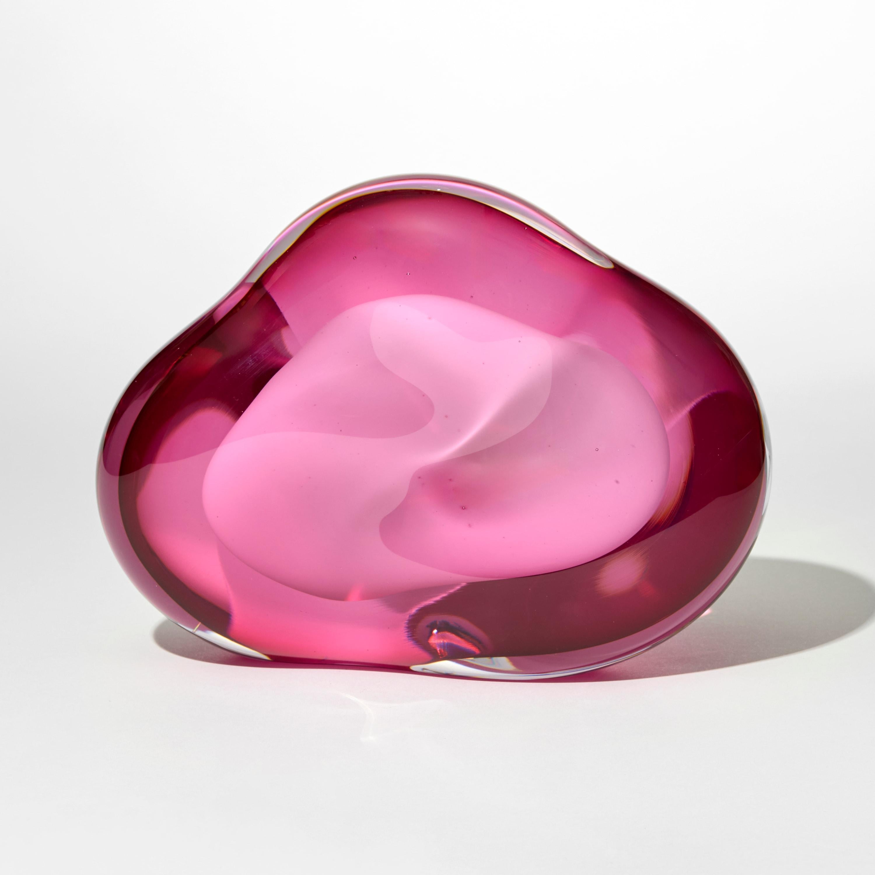 Organico moderno Chroma Vug in Pink, una nebulosa scultura in vetro soffiato di Samantha Donaldson in vendita