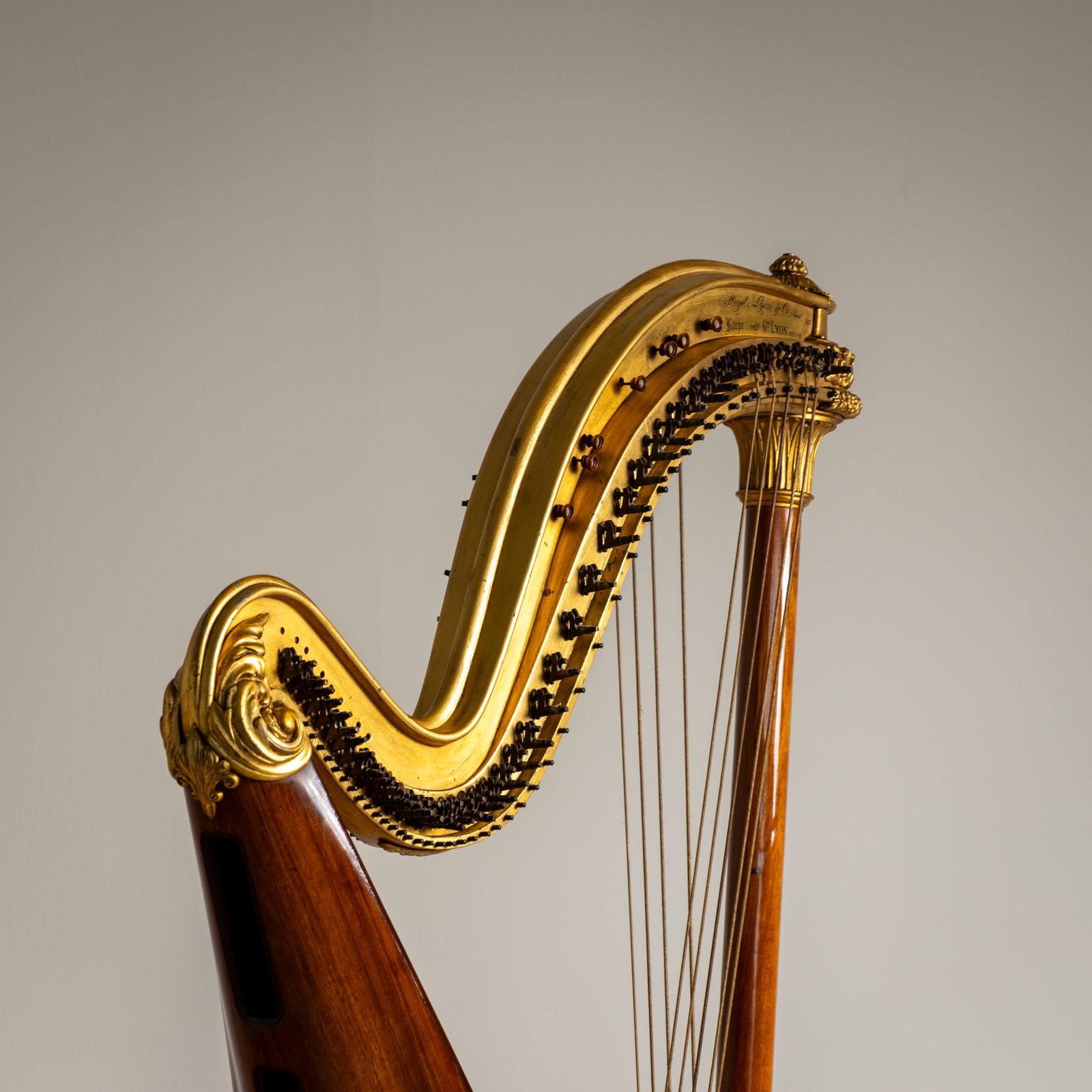 Début du 20ème siècle Harpe double chromatique, Pleyel, Lyon & Cie, Paris, vers 1900 en vente