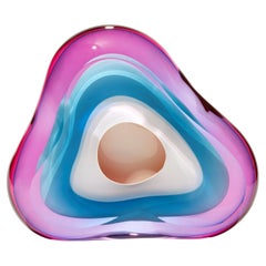 Chromatic Vug in Turquoise & Pink II, opera d'arte in vetro geode di Samantha Donaldson