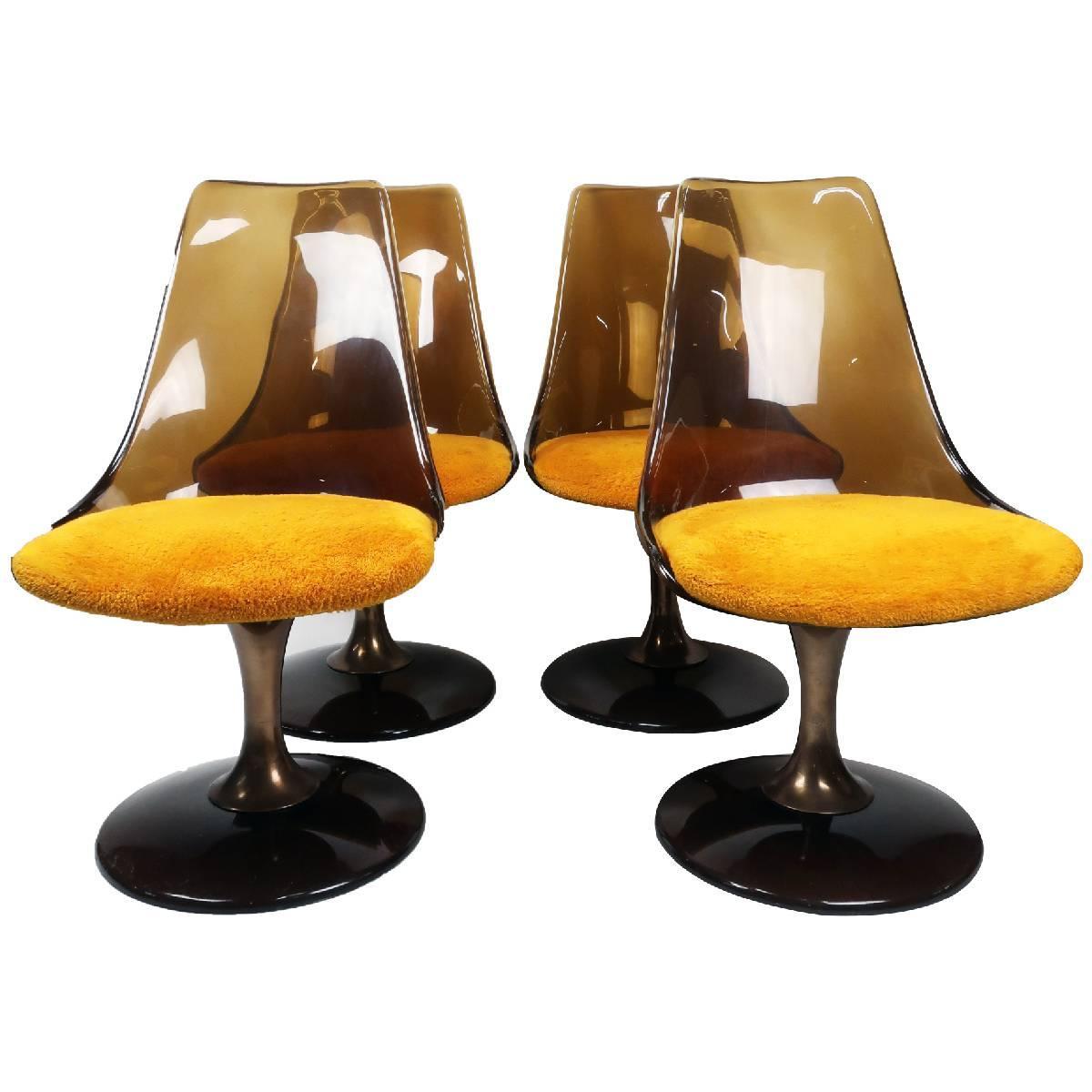Mid-Century Modern Chromcraft Amber Lucite Tulip Chairs and Table Set